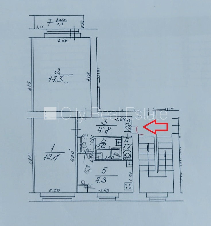 Sludinājumi. Fasādes māja, ķieģeļu mūra sienas, labiekārtots apzaļumots pagalms, kāpņu telpa pēc kosmētiskā Cena: 32000 EUR Foto #18