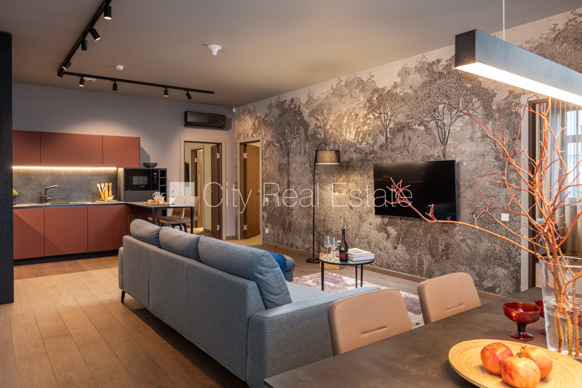 Sludinājumi. Jaunceltne, fasādes māja, labiekārtots apzaļumots pagalms, pazemes autostāvvieta, ieeja no ielas, Cena: 5000 EUR/mēn Foto #5