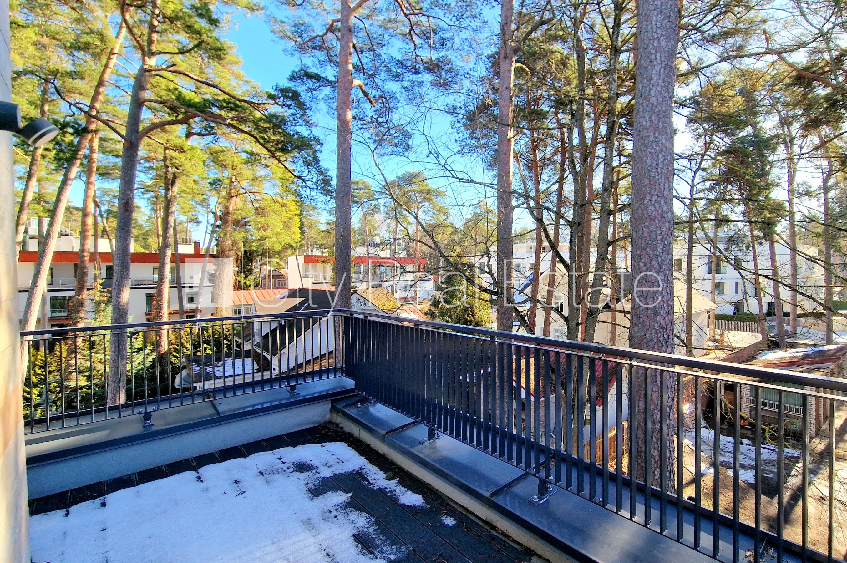 Sludinājumi. Jaunceltne, fasādes māja, labiekārtota apzaļumota teritorija, pazemes autostāvvieta, ieeja no Cena: 2620 EUR/mēn Foto #3