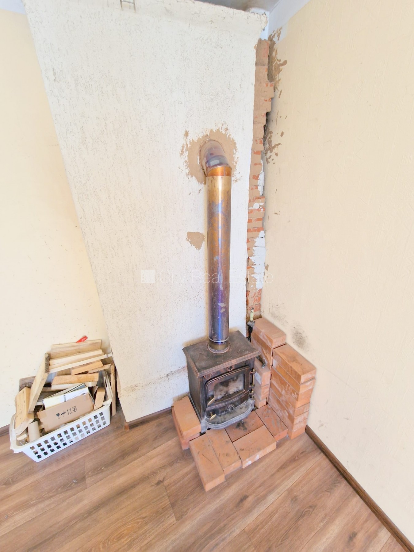 Sludinājumi. Zeme īpašumā, koka māja, fasādes māja, fasāde ar koka apdari, ieeja no pagalma, logi vērsti mājas Cena: 21500 EUR Foto #15