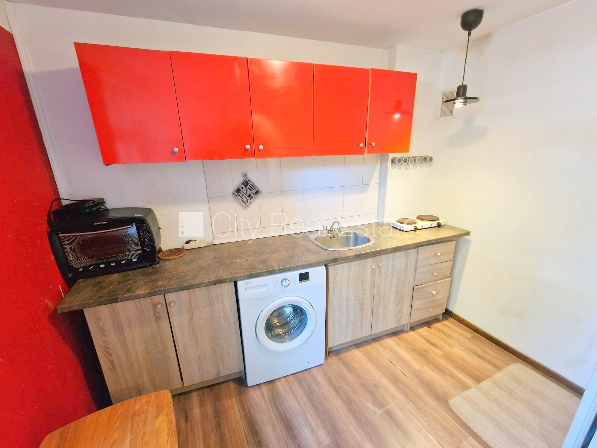 Sludinājumi. Zeme īpašumā, koka māja, fasādes māja, fasāde ar koka apdari, ieeja no pagalma, logi vērsti mājas Cena: 21500 EUR Foto #6