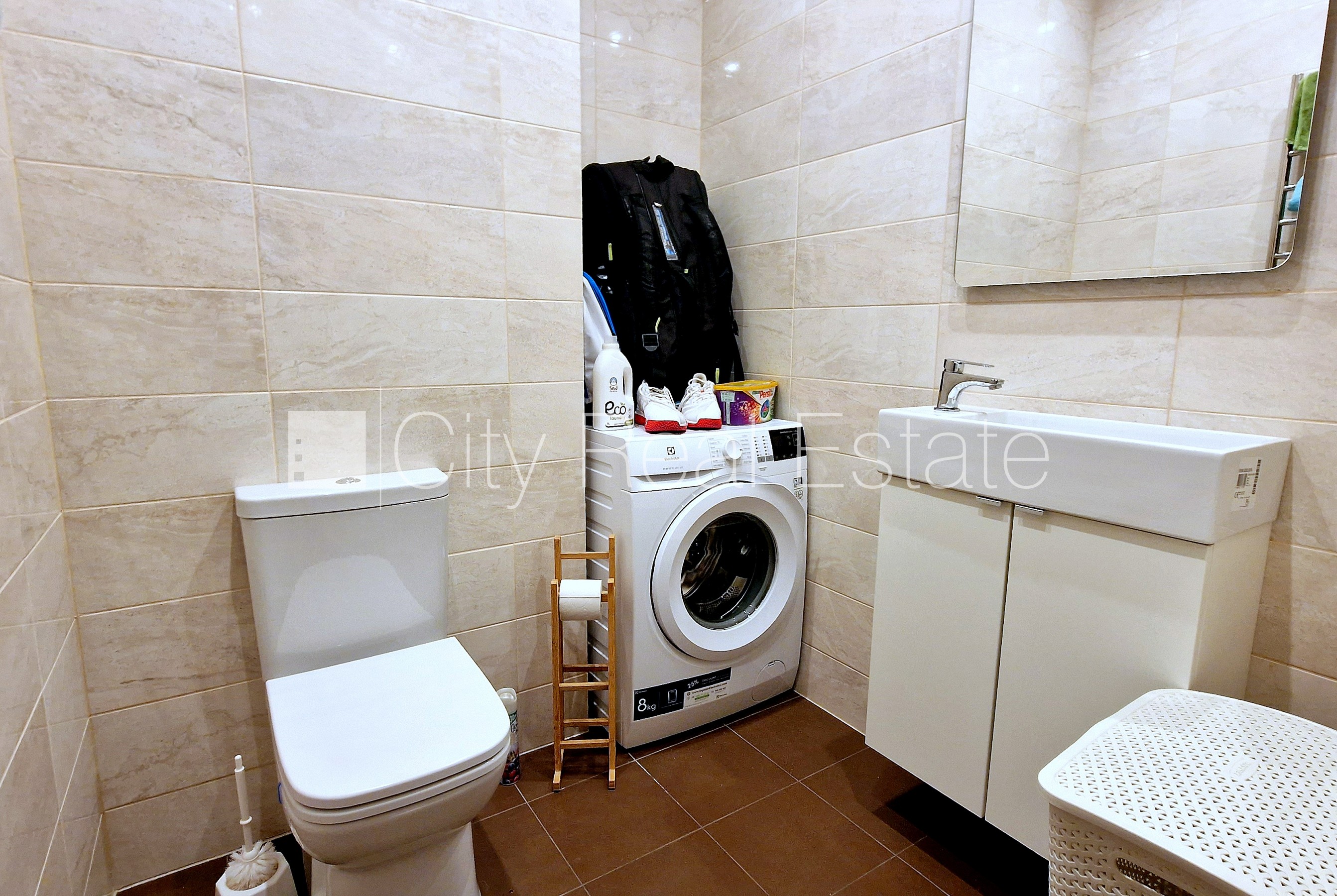 Sludinājumi. Jaunceltne, labiekārtots apzaļumots pagalms, teritorijas iebrauktuves vārti aprīkoti ar Cena: 349750 EUR Foto #25