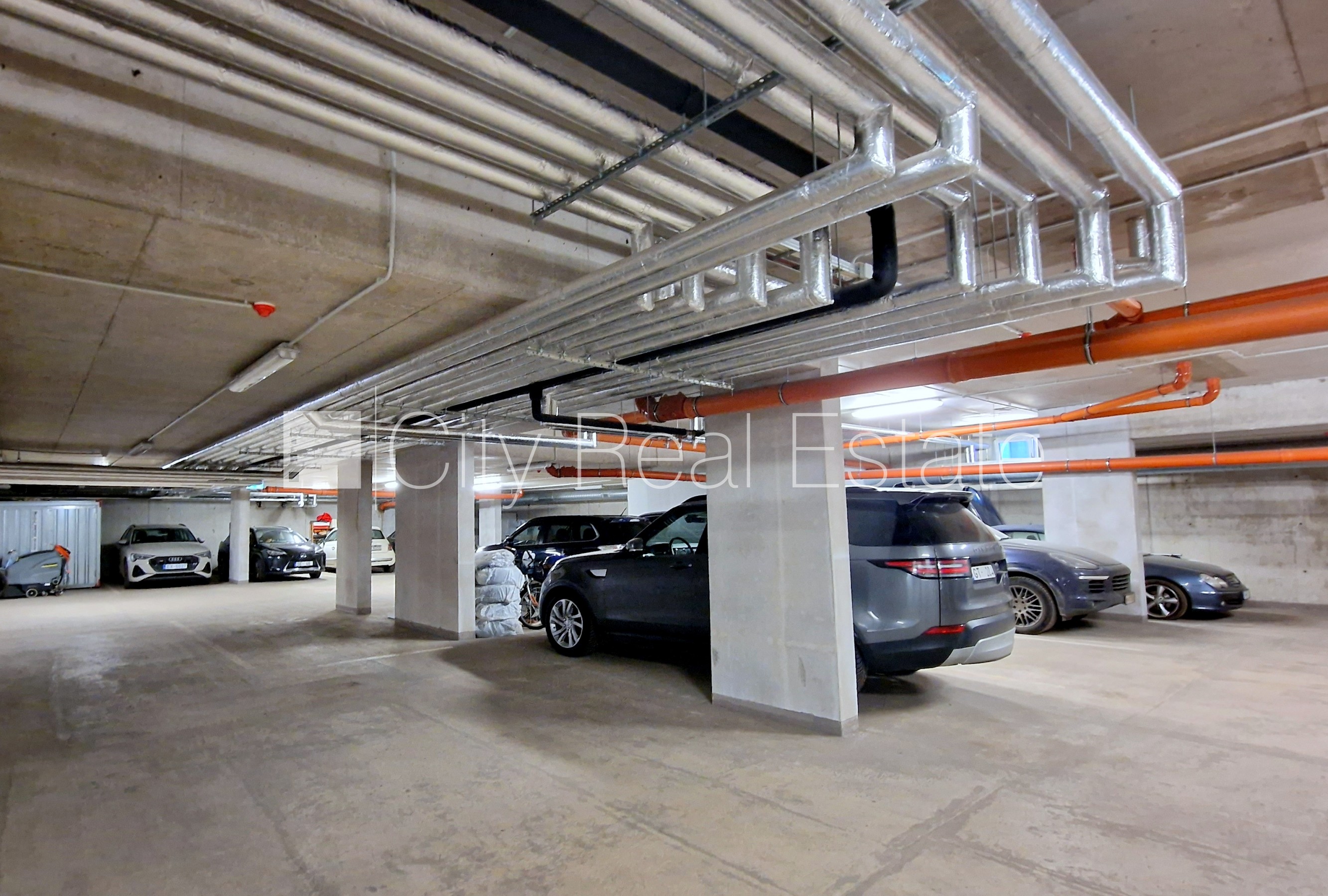 Sludinājumi. Jaunceltne, labiekārtots apzaļumots pagalms, teritorijas iebrauktuves vārti aprīkoti ar Cena: 349750 EUR Foto #20