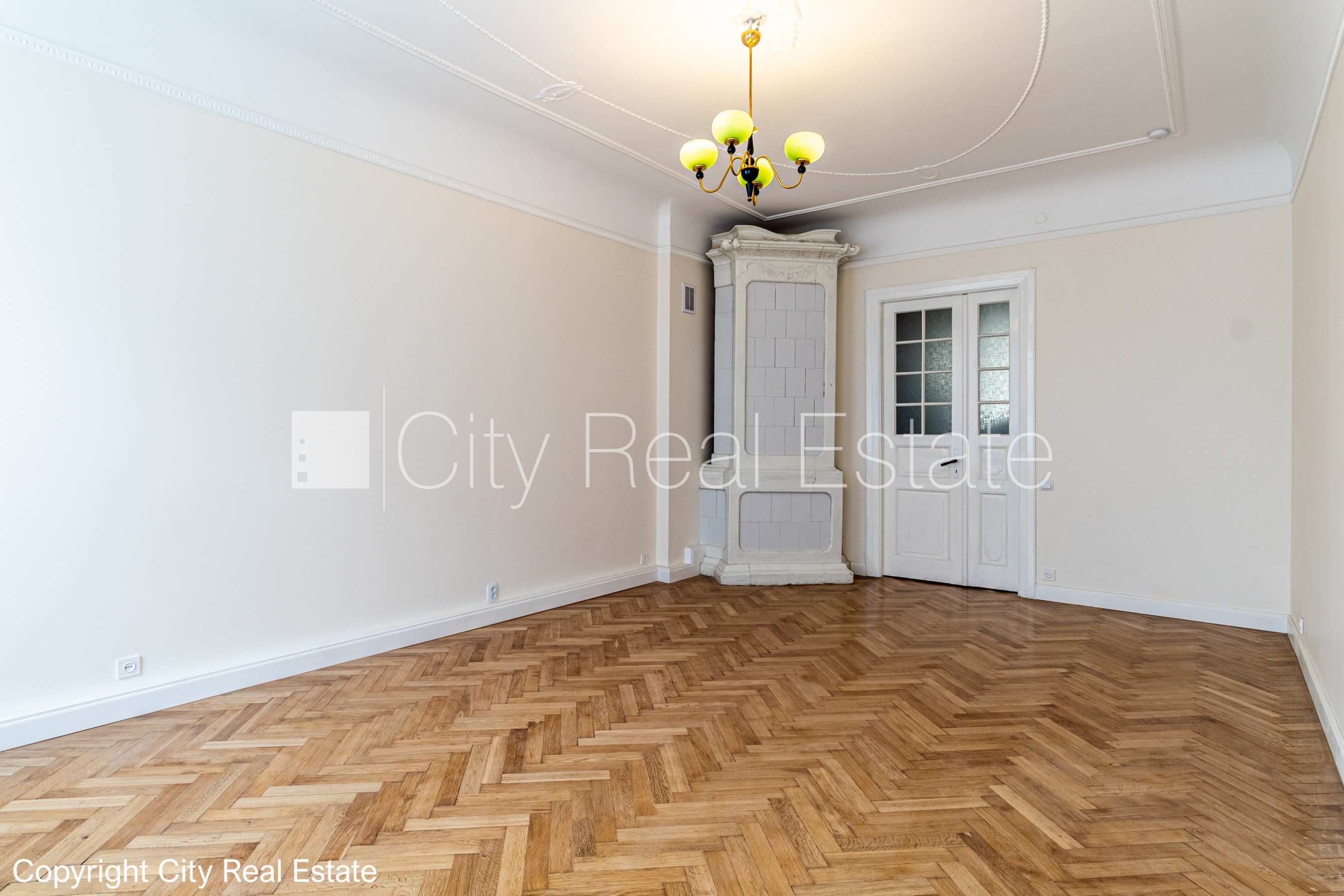 Sludinājumi. Zeme īpašumā, fasādes māja, renovēta māja, dzīvokļu skaits ēkā  10 gab., mainīts Jumta segums, Cena: 225000 EUR Foto #19