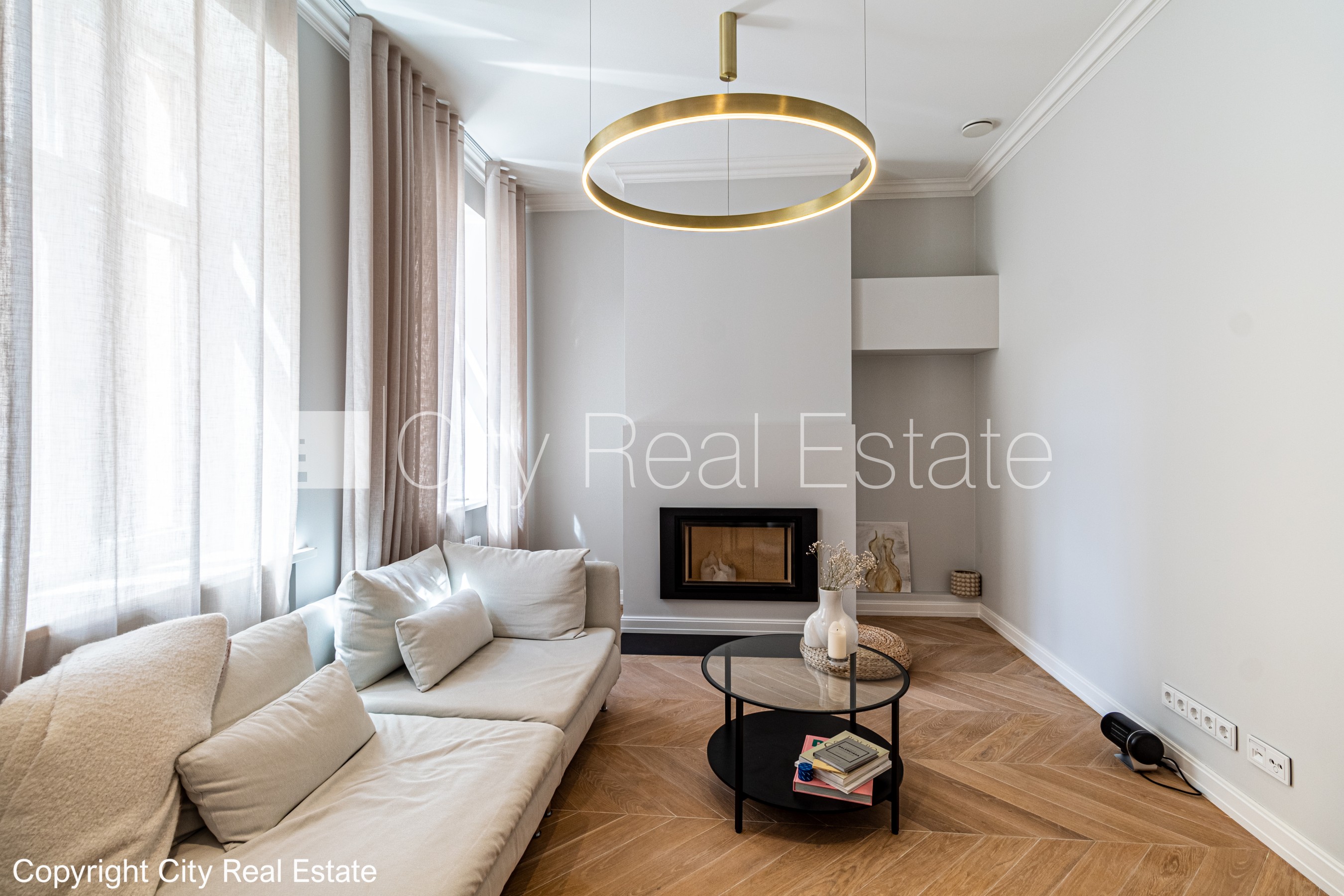 Sludinājumi. Renovēta māja, slēgts pagalms, iespēja nomāt autostāvvietu, apsargāta autostāvvieta, apsargāts Cena: 295000 EUR Foto #3