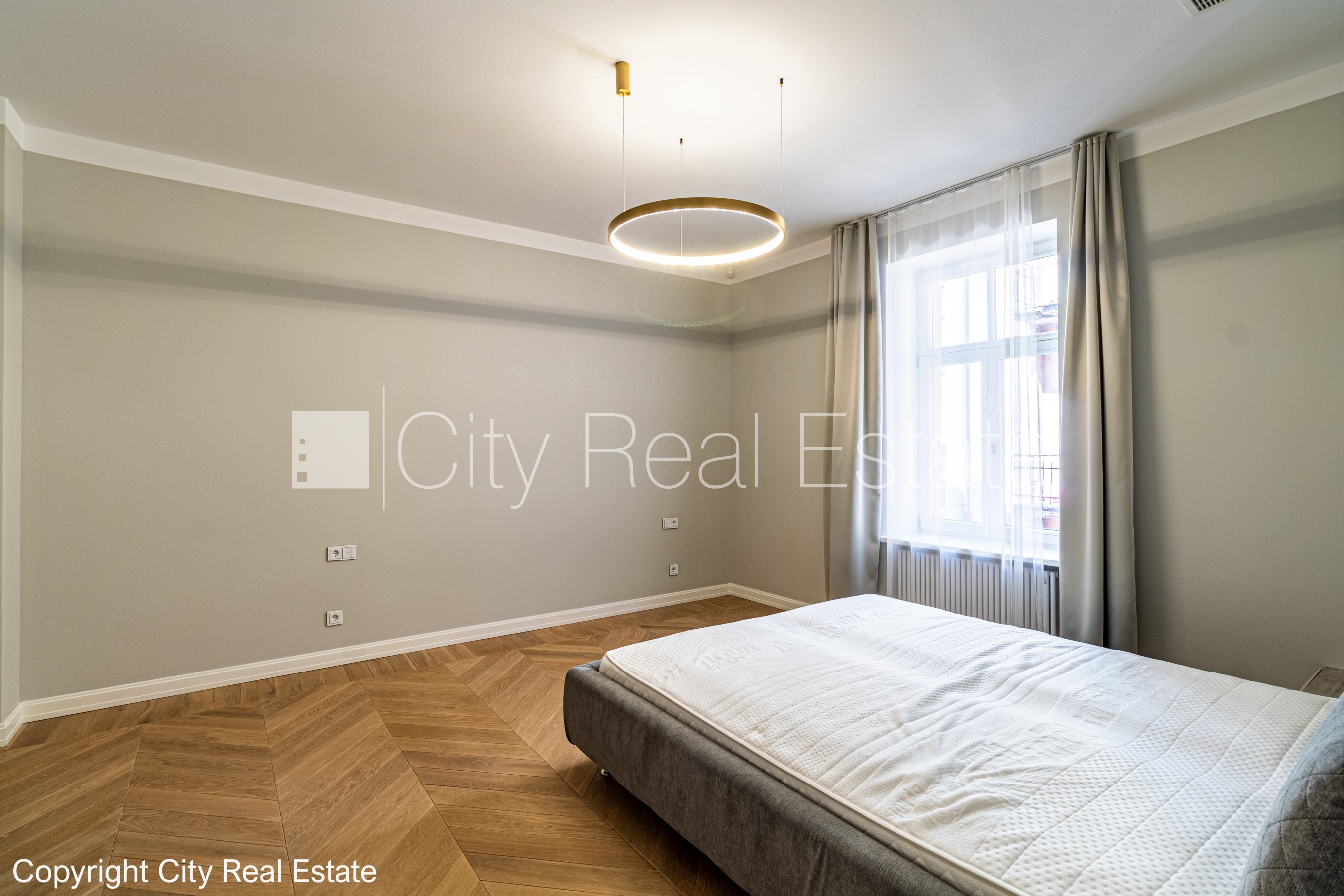 Sludinājumi. Renovēta māja, slēgts pagalms, iespēja nomāt autostāvvietu, apsargāta autostāvvieta, ieeja no ielas Cena: 755000 EUR Foto #11