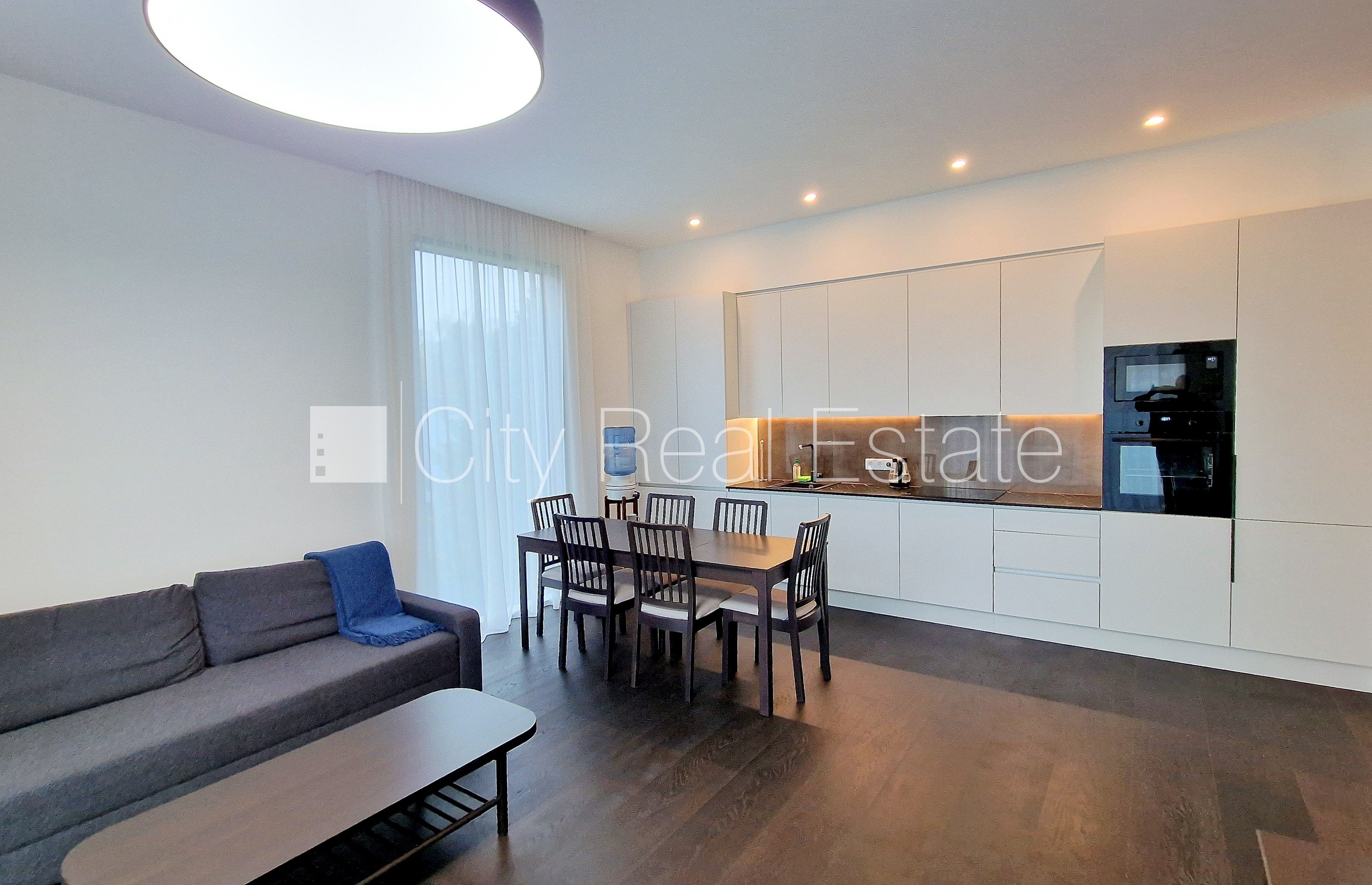 Sludinājumi. Projekts - Astra House, zeme īpašumā, jaunceltne, monolīta betona sienas, viena kvadrātmetra Cena: 408600 EUR Foto #2