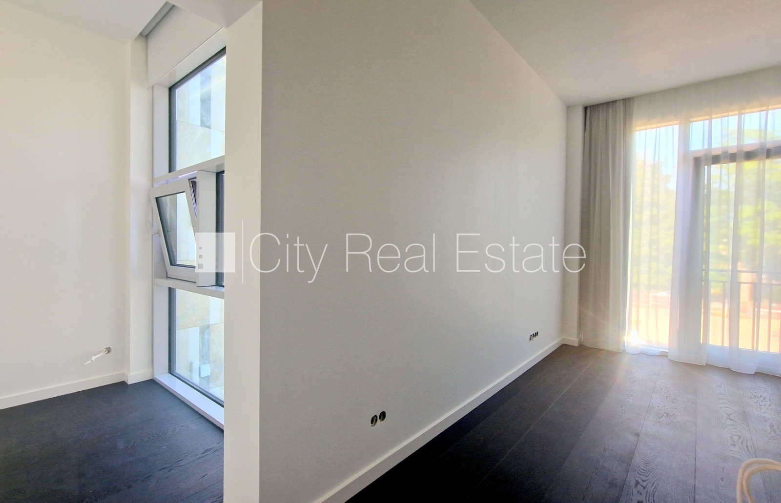 Sludinājumi. Projekts - Astra House, zeme īpašumā, jaunceltne, monolīta betona sienas, viena kvadrātmetra Cena: 408600 EUR Foto #14