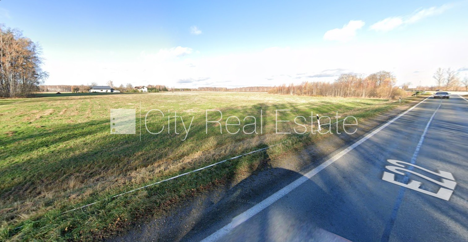 Sludinājumi. Zeme paredzēta komercapbūvei, iespējama mazstāvu apbūve, zeme robežojas ar ielu, ir elektrība, nav Cena: 120000 EUR Foto #3