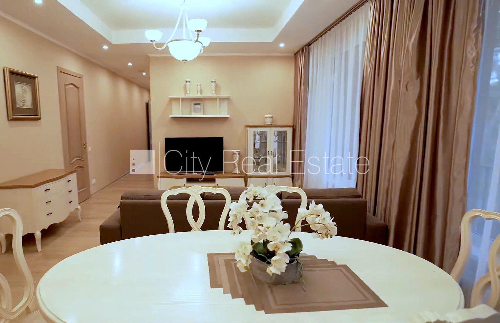 Sludinājumi. Zeme īpašumā, jaunceltne, pagrabstāvā pieejama noliktava, labiekārtota apzaļumota teritorija, Cena: 350000 EUR Foto #1