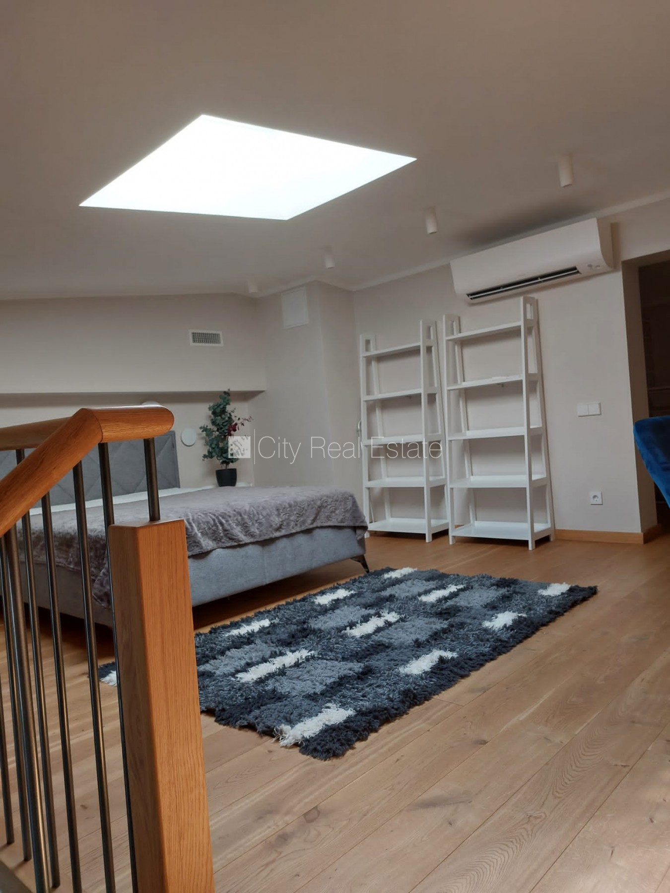 Sludinājumi. Jaunceltne, iespēja nomāt autostāvvietu, luksuss apartamenti  80 m2, ir lifts, plašs skats no loga, Cena: 1280 EUR/mēn Foto #3