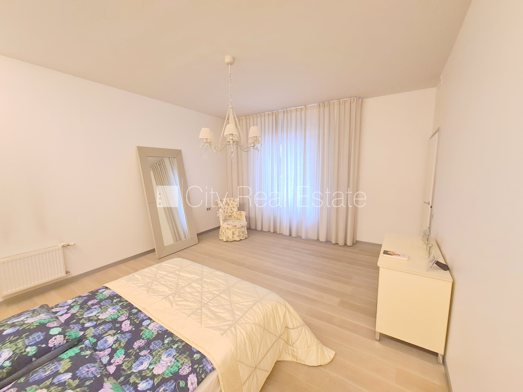 Sludinājumi. Zeme īpašumā, jaunceltne, apsargāta teritorija, objektu apsargā fiziskā apsardze, ieeja no ielas, Cena: 850000 EUR Foto #25