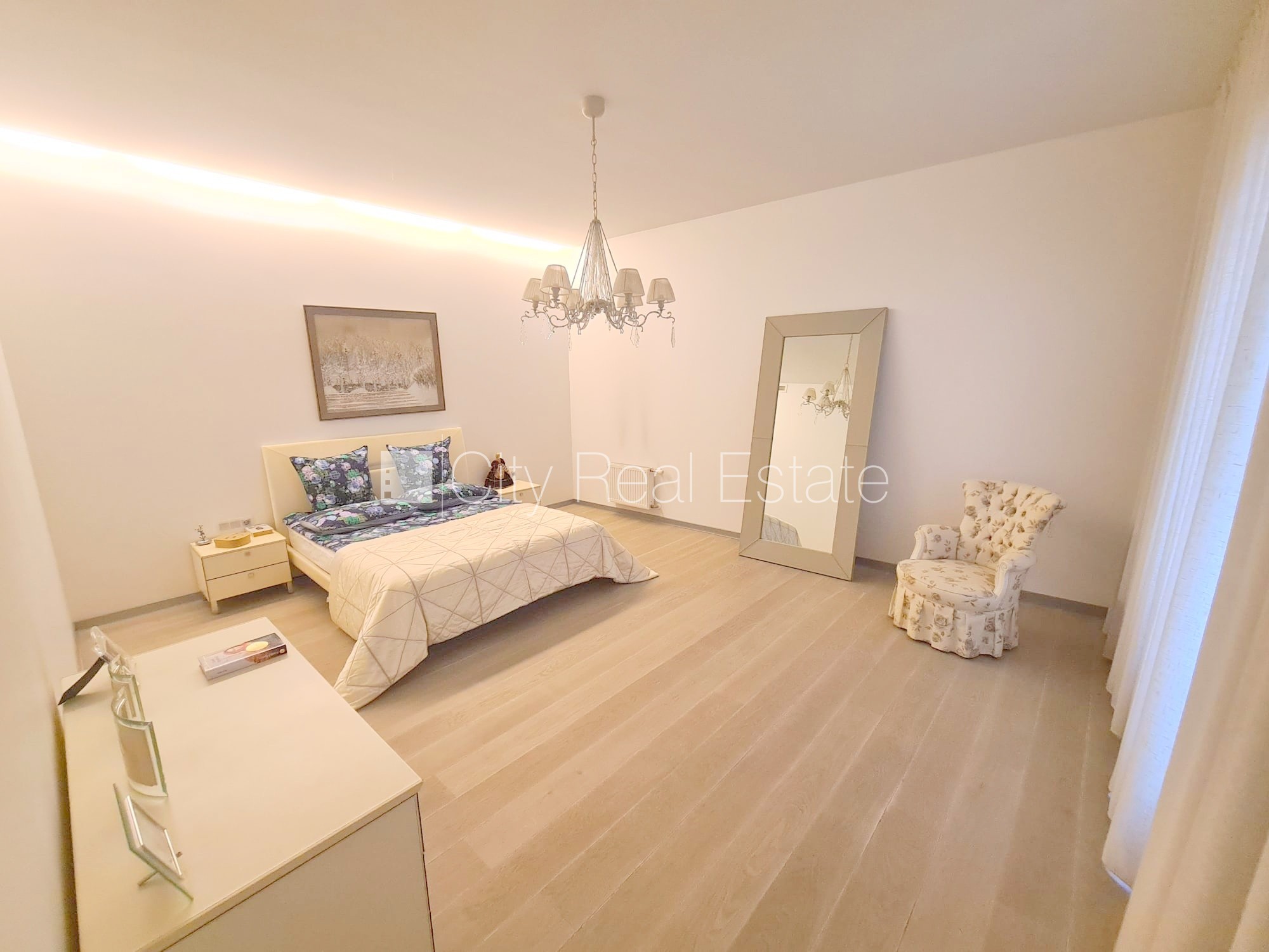 Sludinājumi. Zeme īpašumā, jaunceltne, apsargāta teritorija, objektu apsargā fiziskā apsardze, ieeja no ielas, Cena: 850000 EUR Foto #22