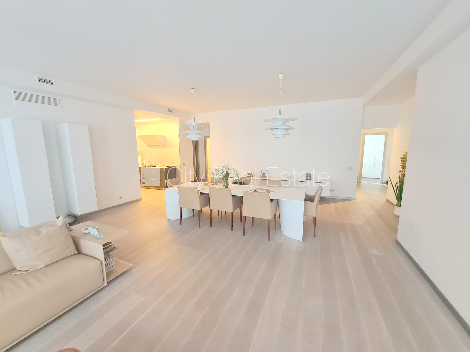 Sludinājumi. Zeme īpašumā, jaunceltne, apsargāta teritorija, objektu apsargā fiziskā apsardze, ieeja no ielas, Cena: 850000 EUR Foto #4