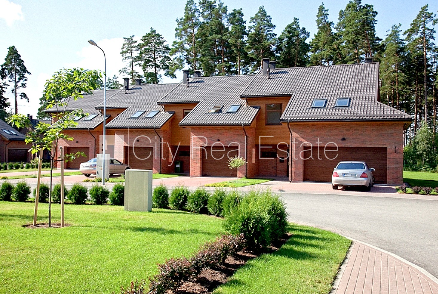 Объявление. Проект - Апоги, рядный дом, новостройка, стены из керамзитных блоков, на подвальном этаже доступно Цена: 270000 EUR Foto #4