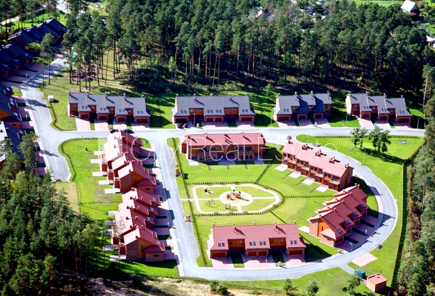 Объявление. Проект - Апоги, рядный дом, новостройка, стены из керамзитных блоков, на подвальном этаже доступно Цена: 270000 EUR Foto #3