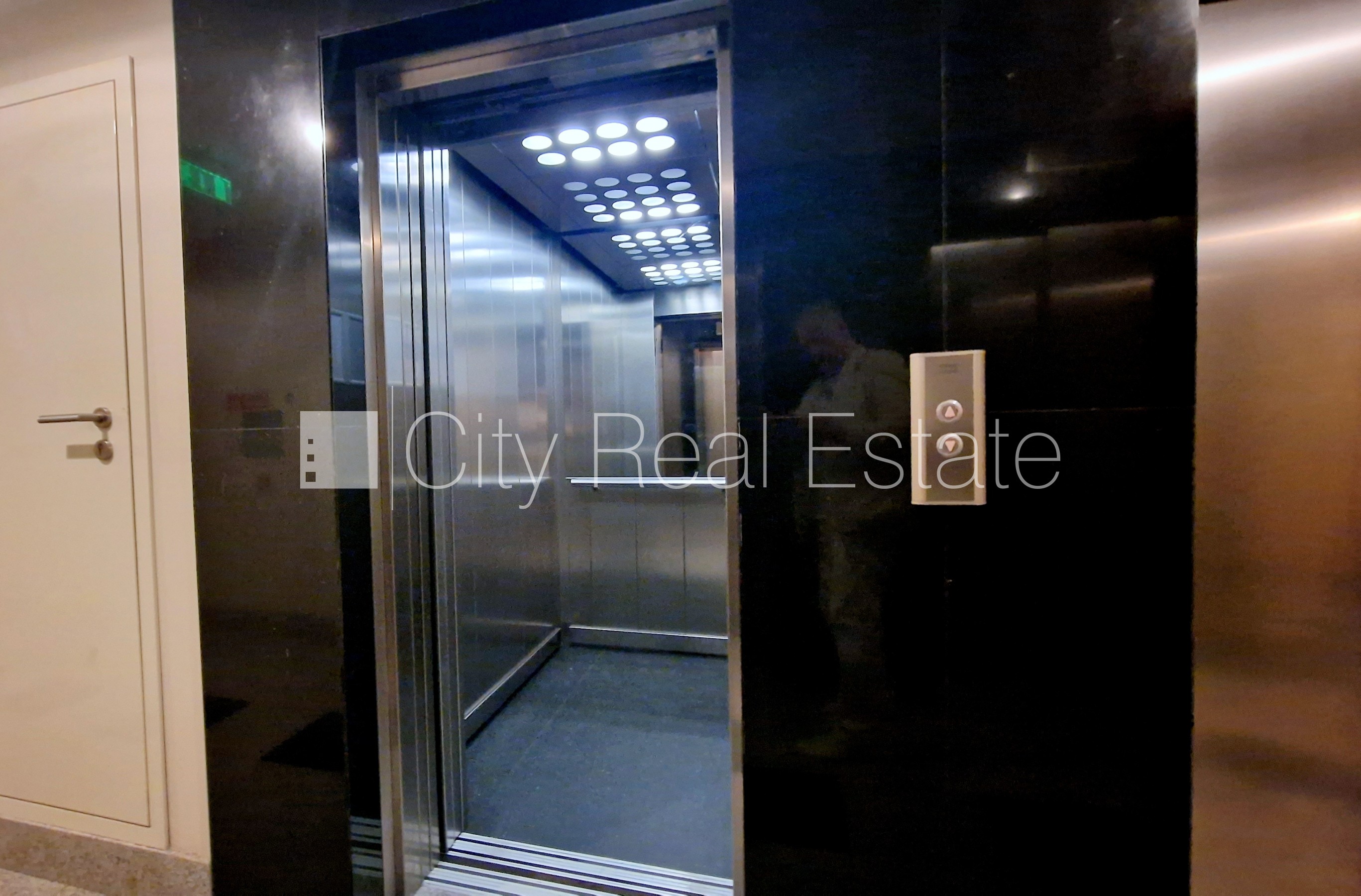 Sludinājumi. Projekts - Panorama Plaza, jaunceltne, labiekārtota apzaļumota teritorija, vieta automašīnai, Cena: 850 EUR/mēn Foto #24