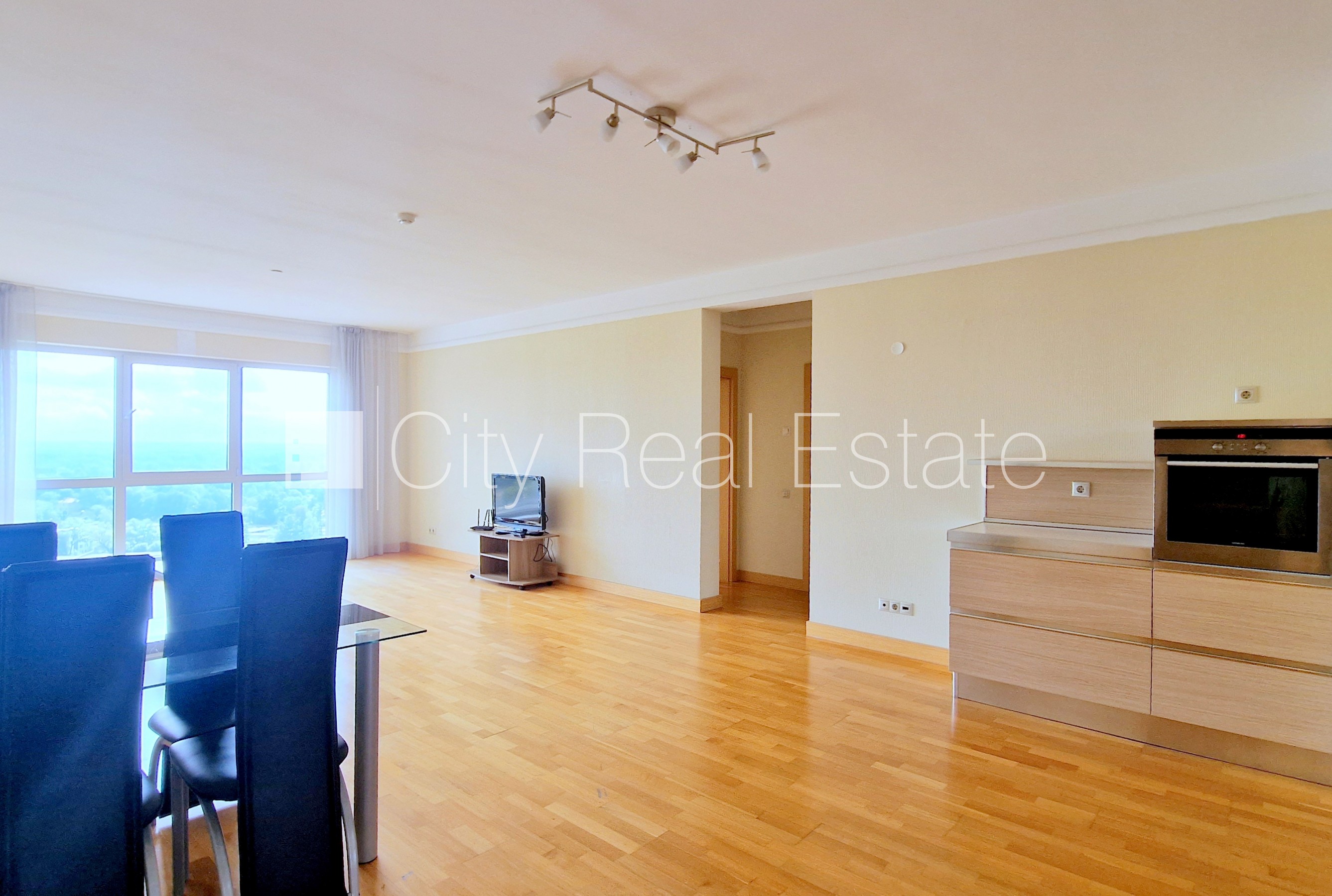 Sludinājumi. Projekts - Panorama Plaza, jaunceltne, labiekārtota apzaļumota teritorija, vieta automašīnai, Cena: 850 EUR/mēn Foto #5