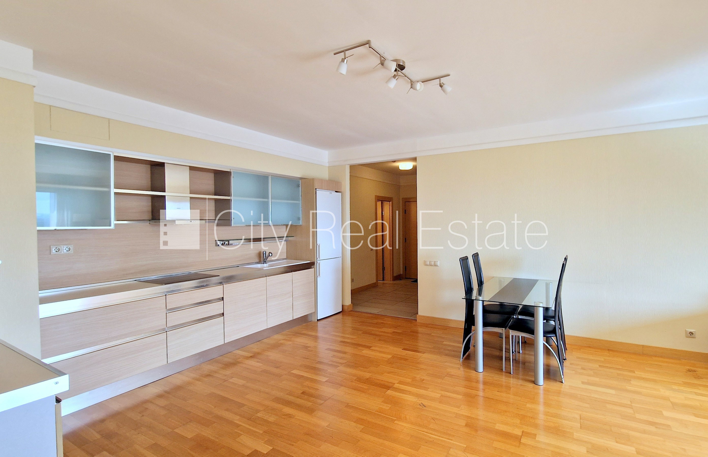 Sludinājumi. Projekts - Panorama Plaza, jaunceltne, labiekārtota apzaļumota teritorija, vieta automašīnai, Cena: 850 EUR/mēn Foto #16