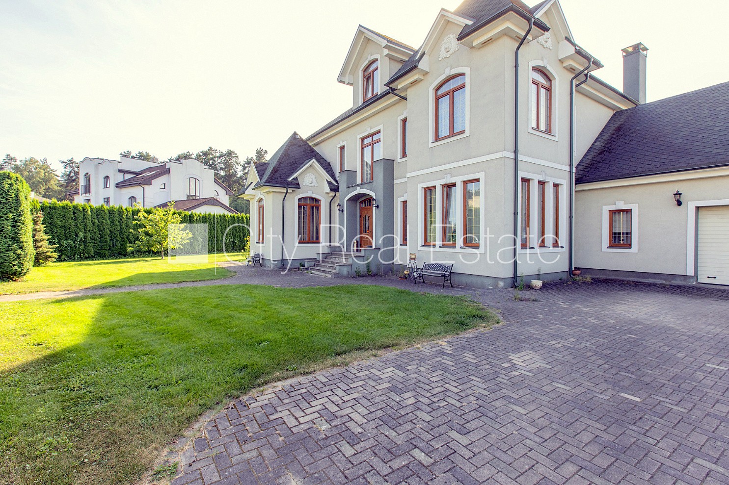 Sludinājumi. Zeme īpašumā, privātmāja, jaunceltne, keramzīta bloku sienas, labiekārtota apzaļumota teritorija Cena: 515000 EUR Foto #2