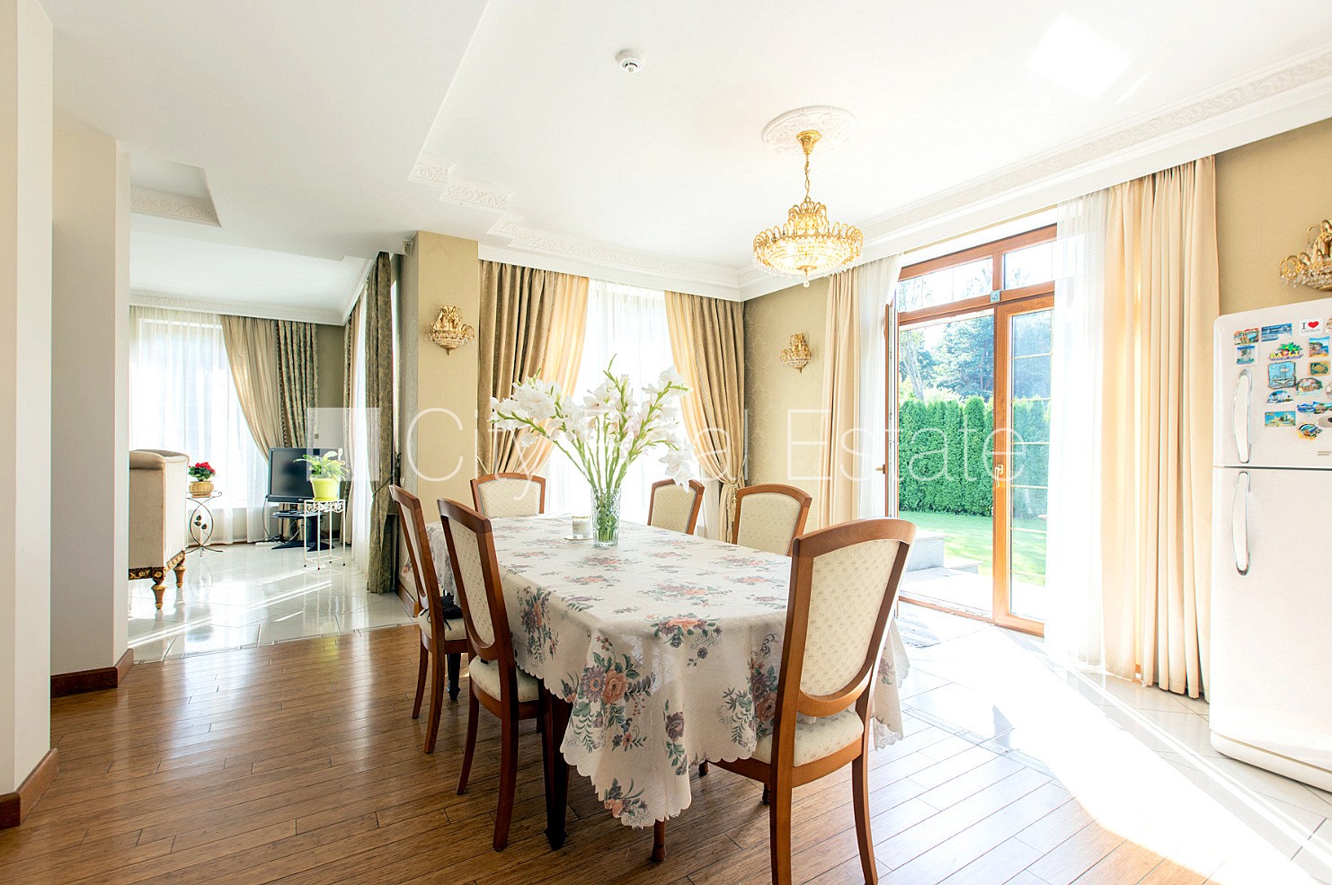 Sludinājumi. Zeme īpašumā, privātmāja, jaunceltne, keramzīta bloku sienas, labiekārtota apzaļumota teritorija Cena: 515000 EUR Foto #13