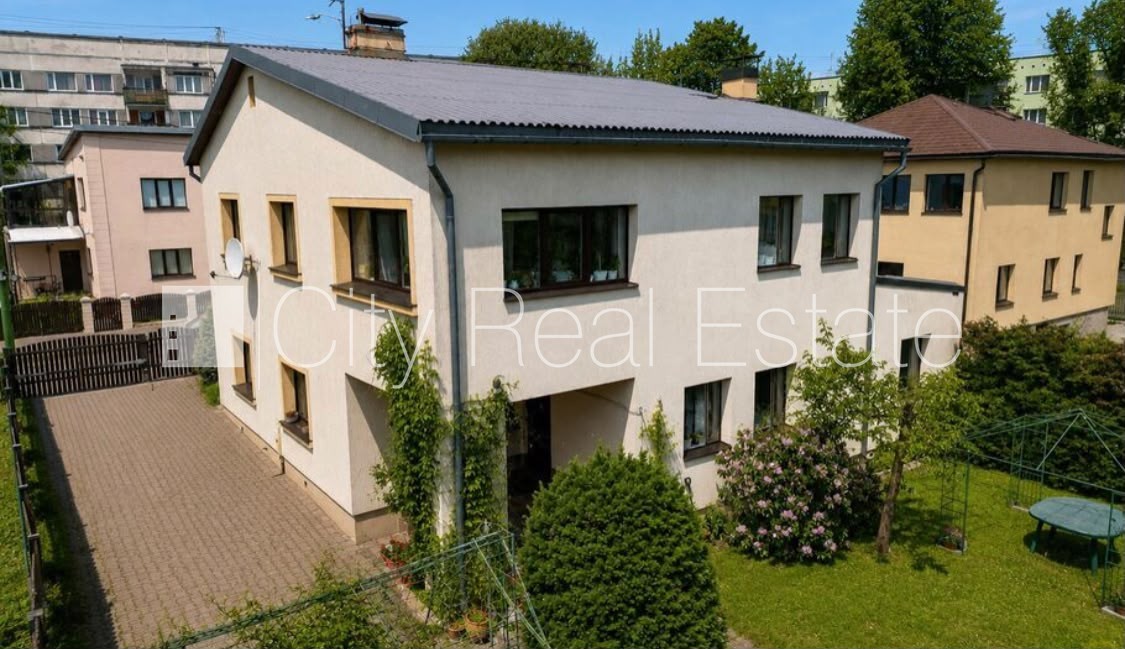 Sludinājumi. Privātmāja, keramzīta bloku sienas, fasāde ar dekoratīvo apmetumu, pagrabstāvā pieejama noliktava, Cena: 310000 EUR Foto #14