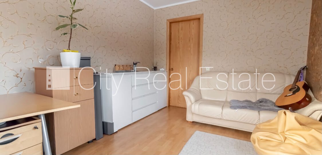 Sludinājumi. Privātmāja, keramzīta bloku sienas, fasāde ar dekoratīvo apmetumu, pagrabstāvā pieejama noliktava, Cena: 310000 EUR Foto #8