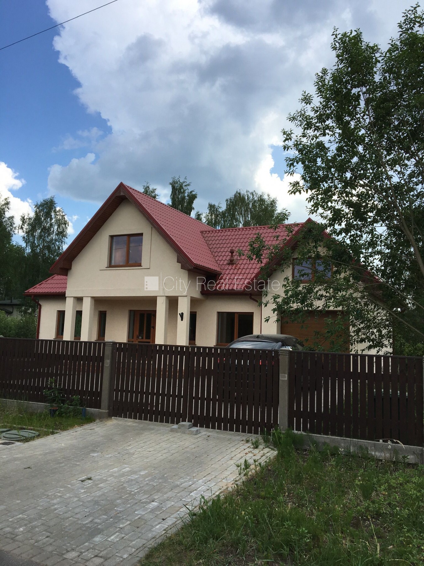 Sludinājumi. Privātmāja, dzelzsbetona starp stāvu pārsegumi, gāzbetona bloku sienas, zaļā teritorija, bruģēts Cena: 310000 EUR Foto #22