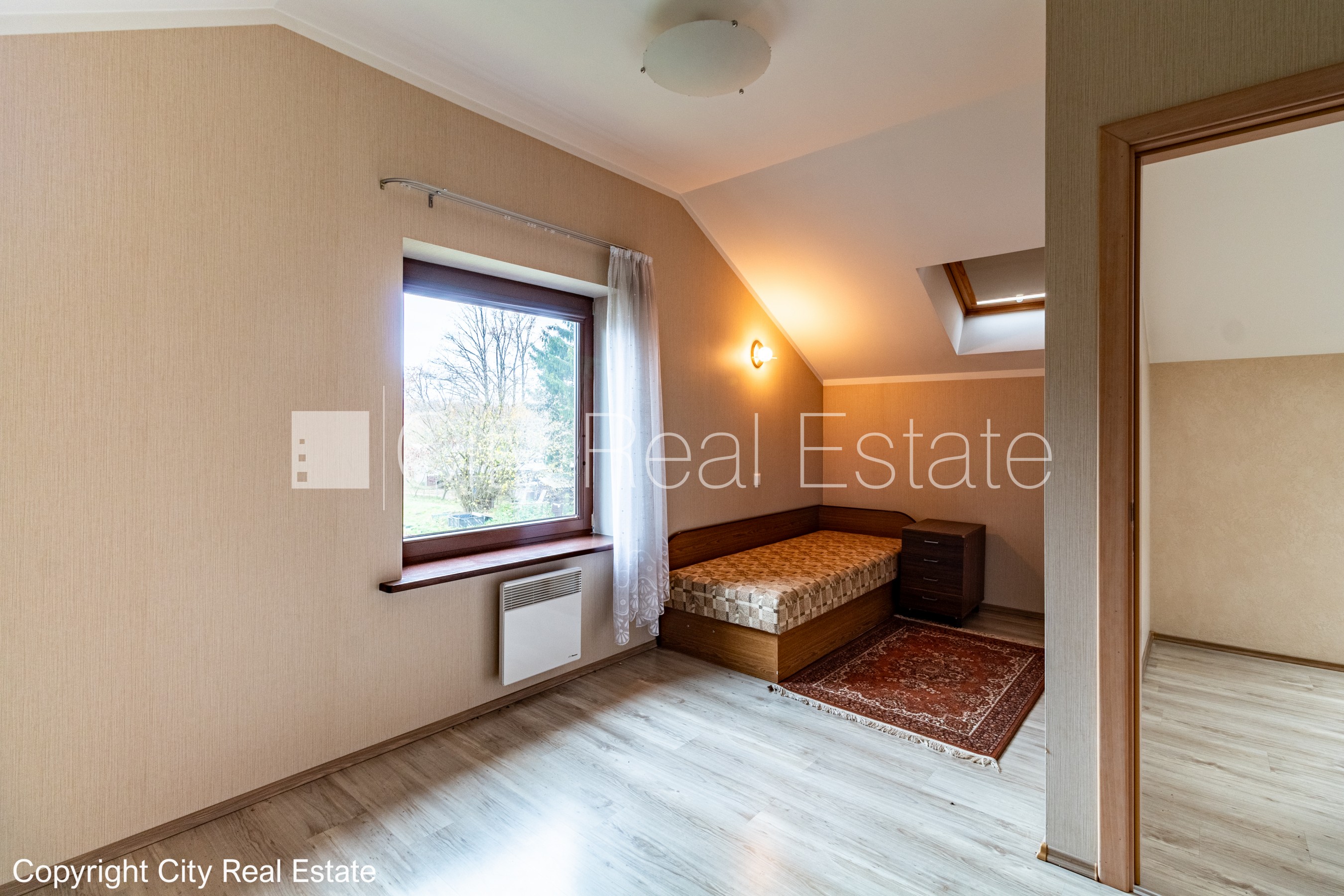 Объявление. Земля в собственности, частный дом, гостевой дом, покрытие крыши из гидроизолированного битума, Цена: 379000 EUR Foto #17