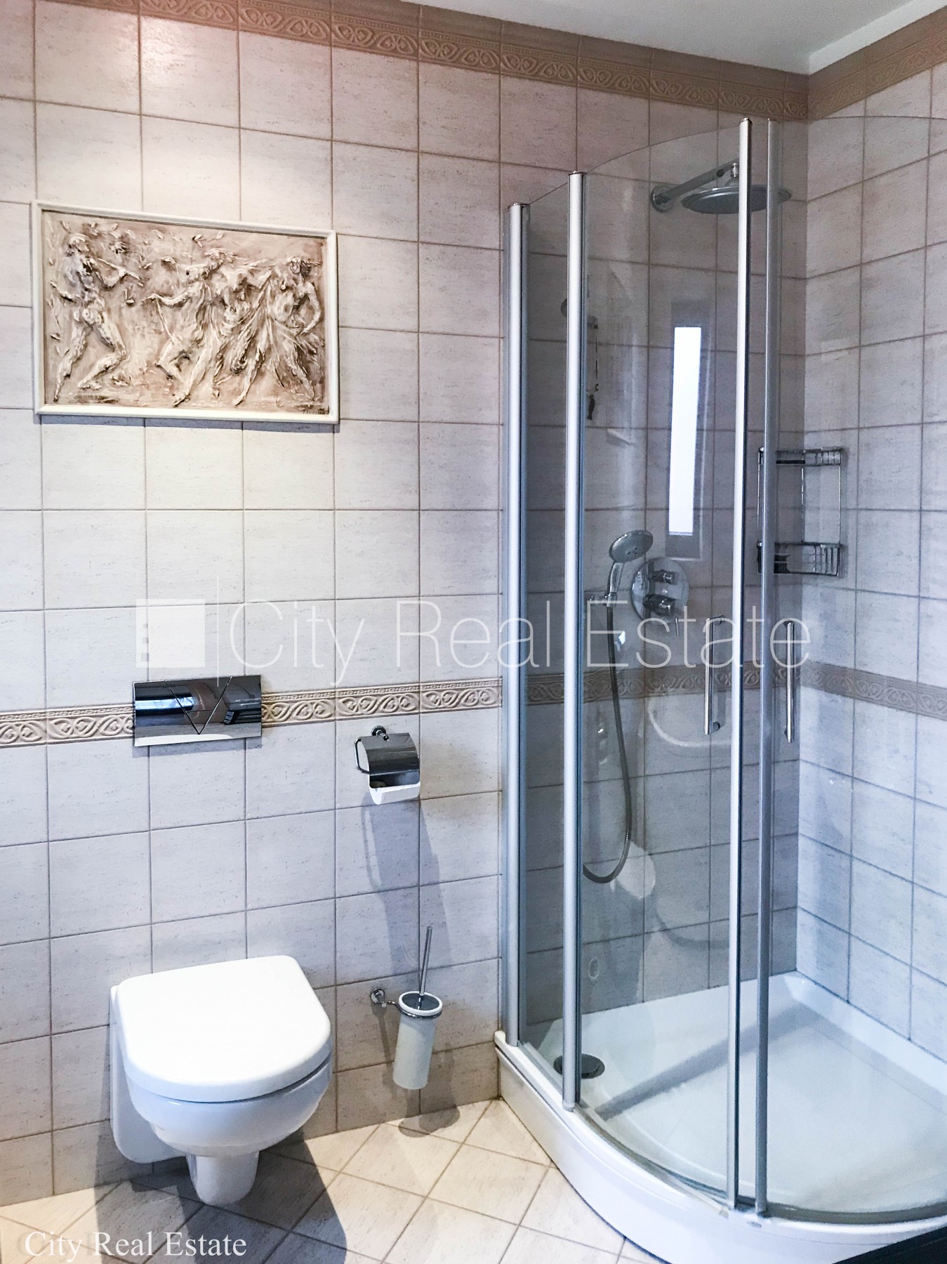 Объявление. Земля в собственности, частный дом, гостевой дом, покрытие крыши из гидроизолированного битума, Цена: 379000 EUR Foto #8