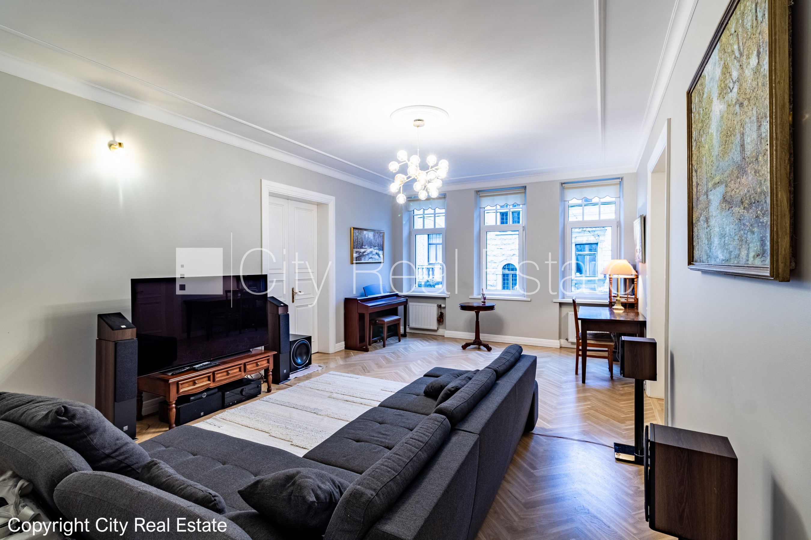 Объявление. Реновированный дом, окна выходят в обе стороны дома, количество спален 3 шт., изолированные комнаты Цена: 520000 EUR Foto #3