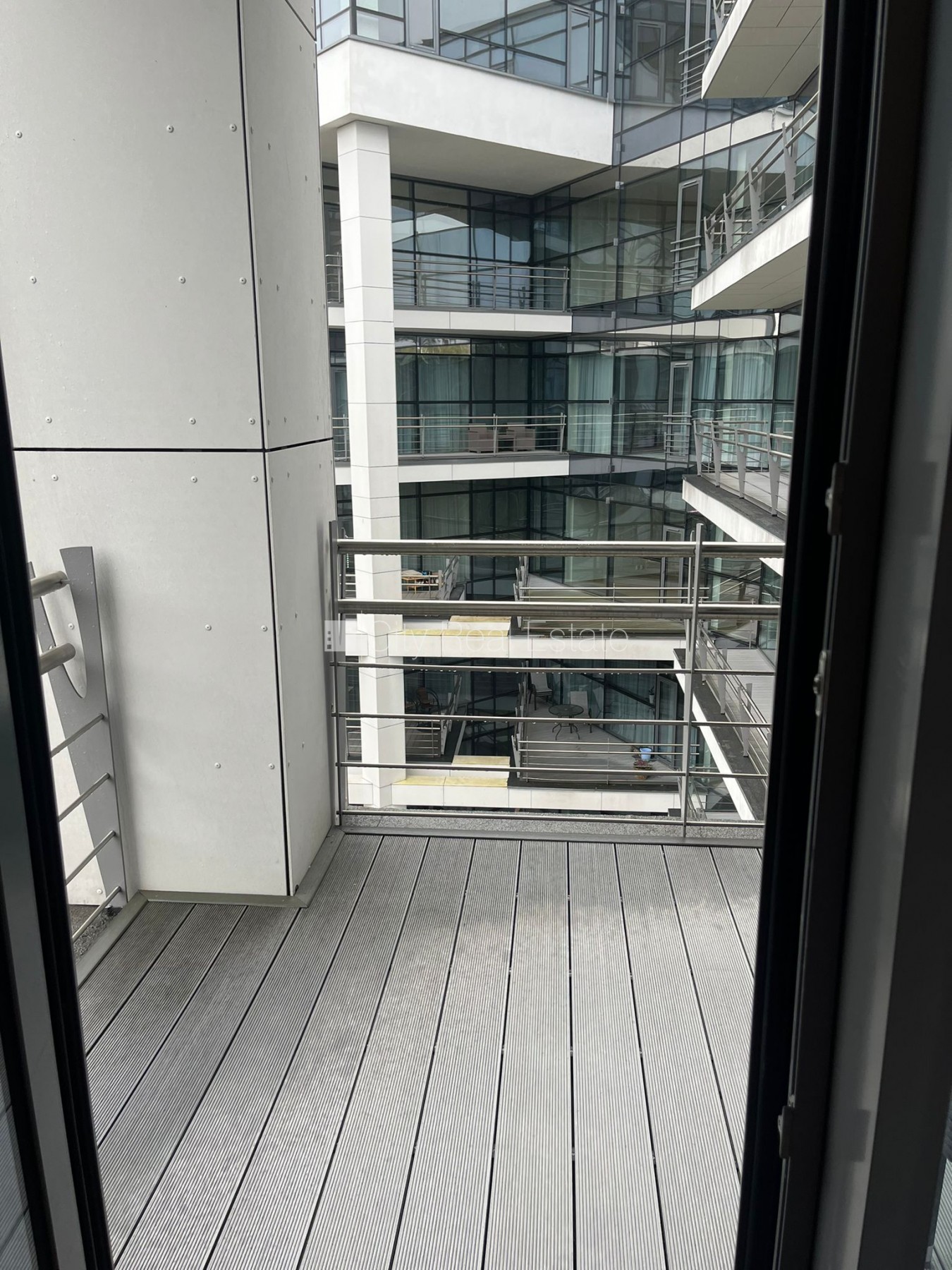 Sludinājumi. Jaunceltne, labiekārtota apzaļumota teritorija, luksuss apartamenti  89,6 m2, ir lifts, balkons, Cena: 1200 EUR/mēn Foto #14