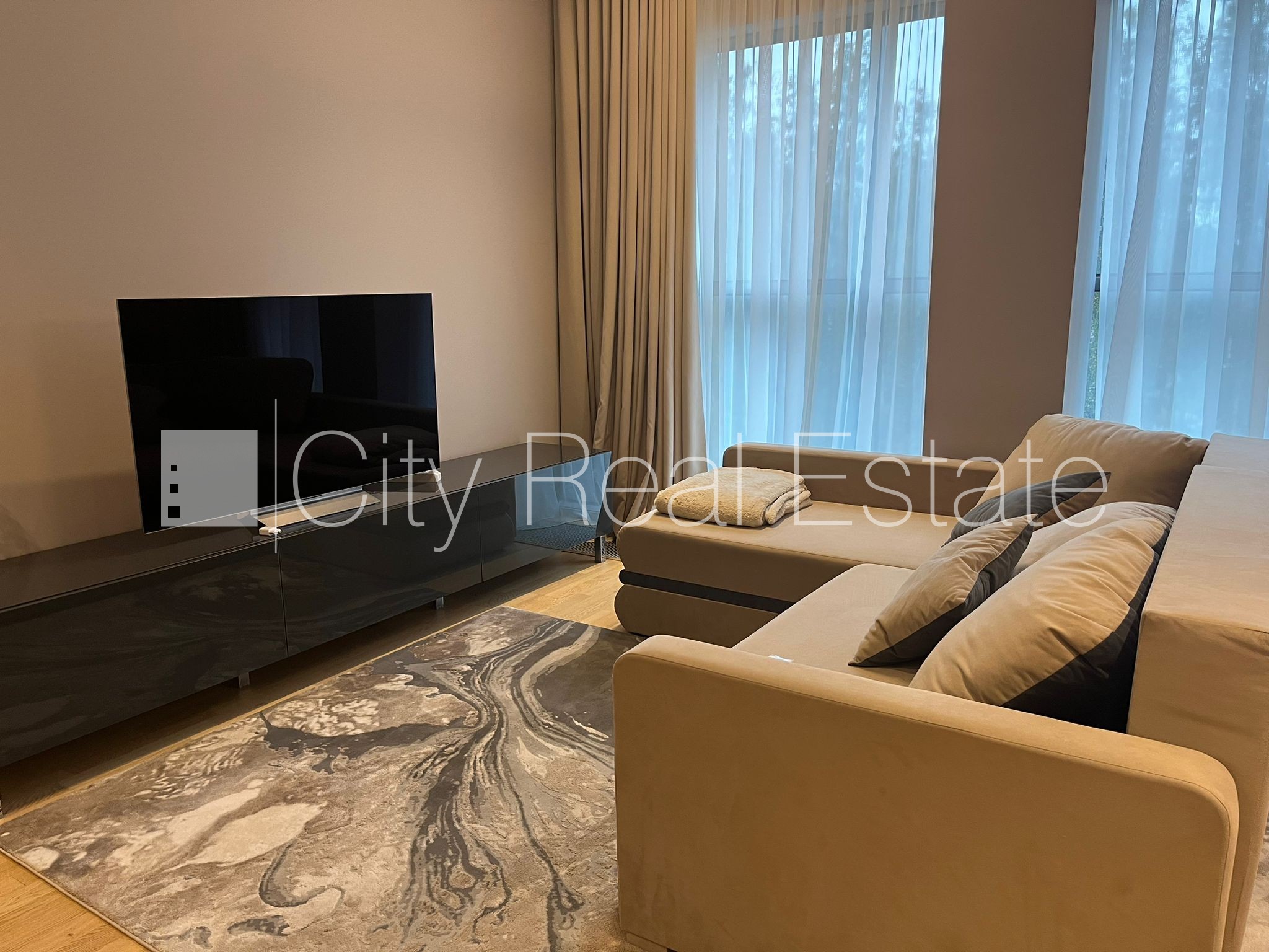 Sludinājumi. Jaunceltne, labiekārtota apzaļumota teritorija, luksuss apartamenti  89,6 m2, ir lifts, balkons, Cena: 1200 EUR/mēn Foto #4