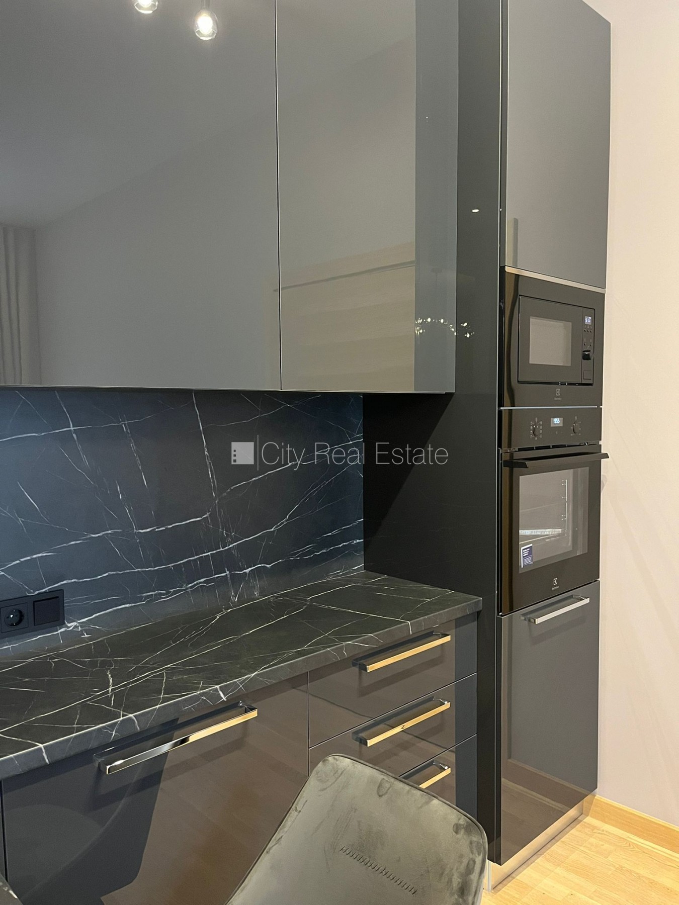 Sludinājumi. Jaunceltne, labiekārtota apzaļumota teritorija, luksuss apartamenti  89,6 m2, ir lifts, balkons, Cena: 1200 EUR/mēn Foto #11