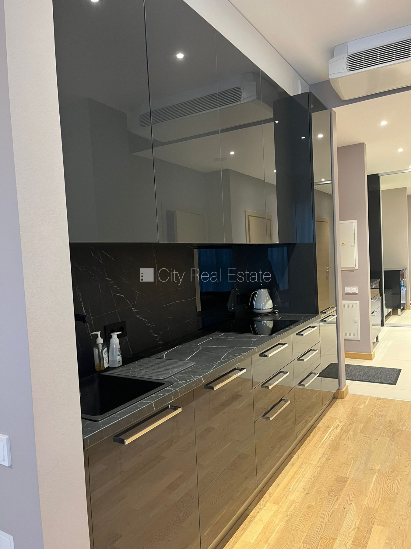 Sludinājumi. Jaunceltne, labiekārtota apzaļumota teritorija, luksuss apartamenti  89,6 m2, ir lifts, balkons, Cena: 1200 EUR/mēn Foto #10