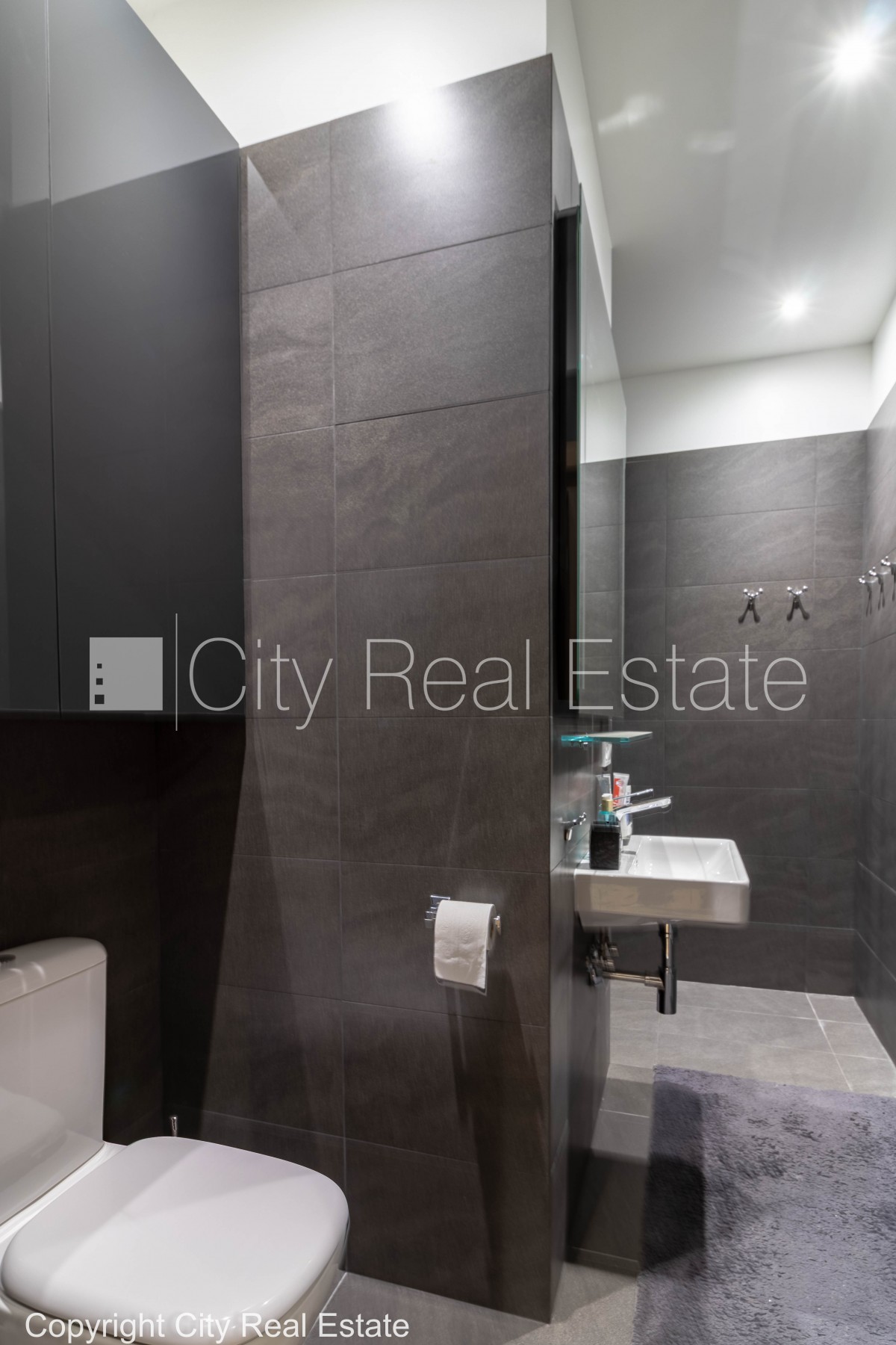 Sludinājumi. Jaunceltne, labiekārtota apzaļumota teritorija, luksuss apartamenti  89,6 m2, ir lifts, balkons, Cena: 1200 EUR/mēn Foto #11