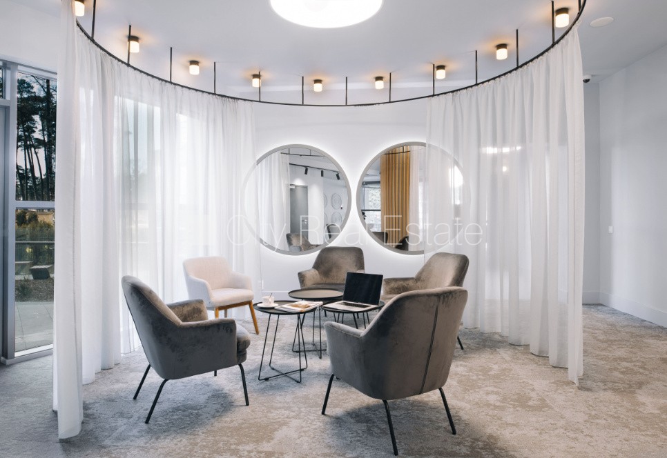 Sludinājumi. Zeme īpašumā, jaunceltne, monolīta betona sienas, zaļā teritorija, bruģēts piebraucamais ceļš, Cena: 325000 EUR Foto #17