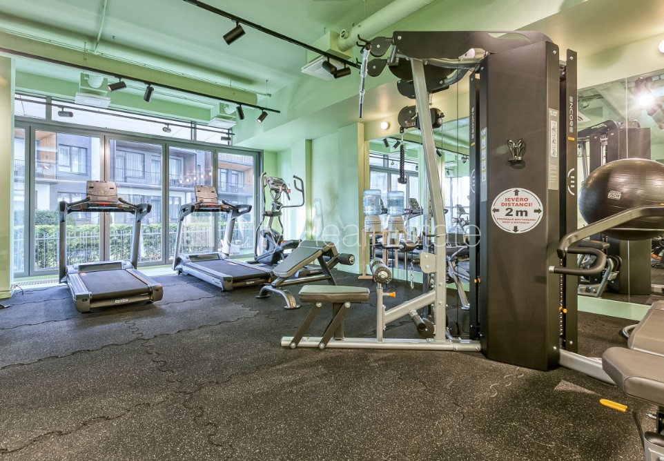 Sludinājumi. Zeme īpašumā, jaunceltne, monolīta betona sienas, zaļā teritorija, bruģēts piebraucamais ceļš, Cena: 325000 EUR Foto #18