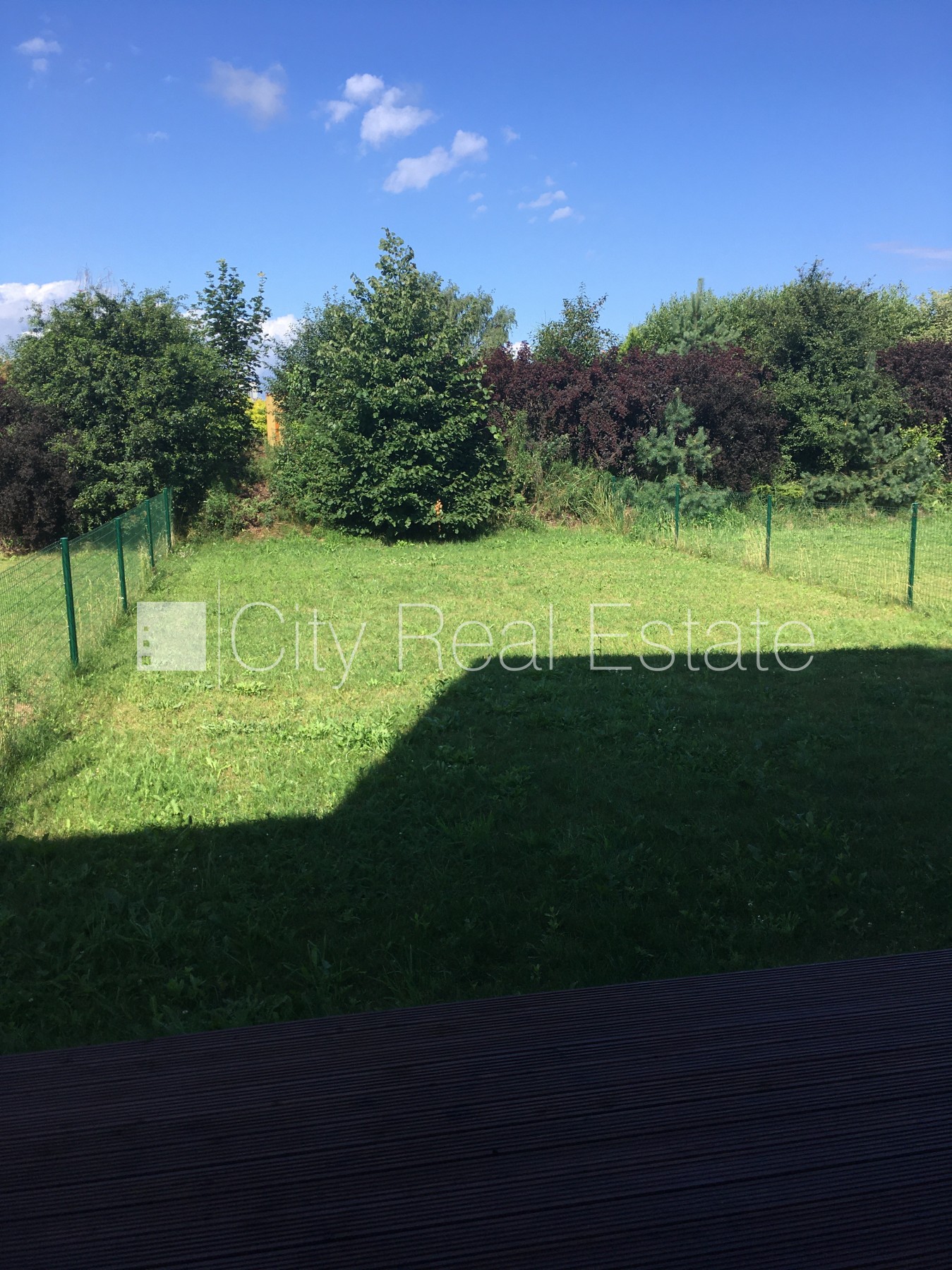 Sludinājumi. Rindu māja, jaunceltne, labiekārtota apzaļumota teritorija, slēgts pagalms, vieta vairākām Cena: 400000 EUR Foto #17