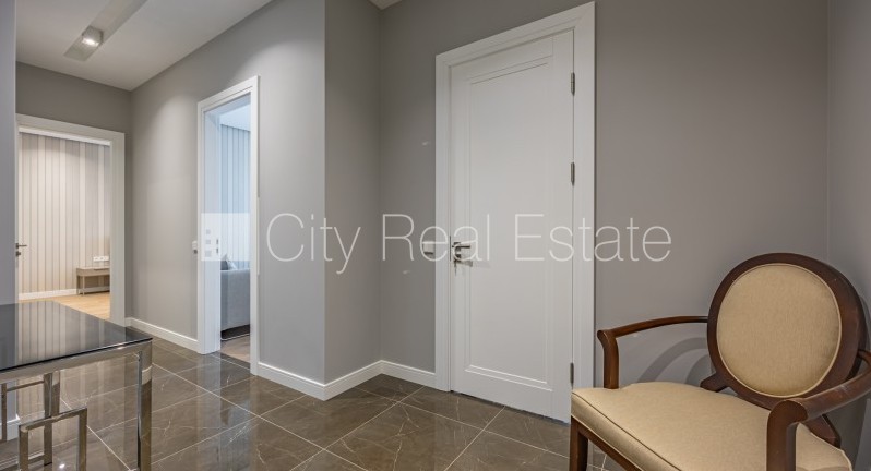 Sludinājumi. Projekts - Admirāļu Osta, jaunceltne, labiekārtota apzaļumota teritorija, slēgta teritorija, vieta Cena: 3500 EUR/mēn Foto #4