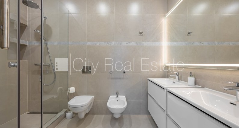 Sludinājumi. Projekts - Admirāļu Osta, jaunceltne, labiekārtota apzaļumota teritorija, slēgta teritorija, vieta Cena: 3500 EUR/mēn Foto #9