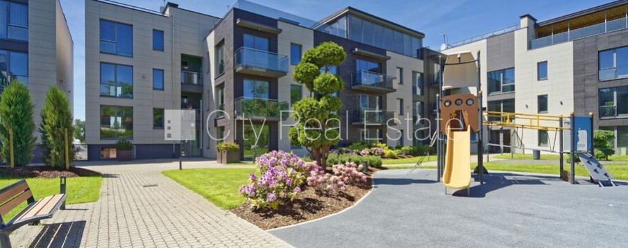 Sludinājumi. Projekts - Admirāļu Osta, jaunceltne, slēgts pagalms, iežogota teritorija ar metāla sētu, iespēja Cena: 1700 EUR/mēn Foto #7