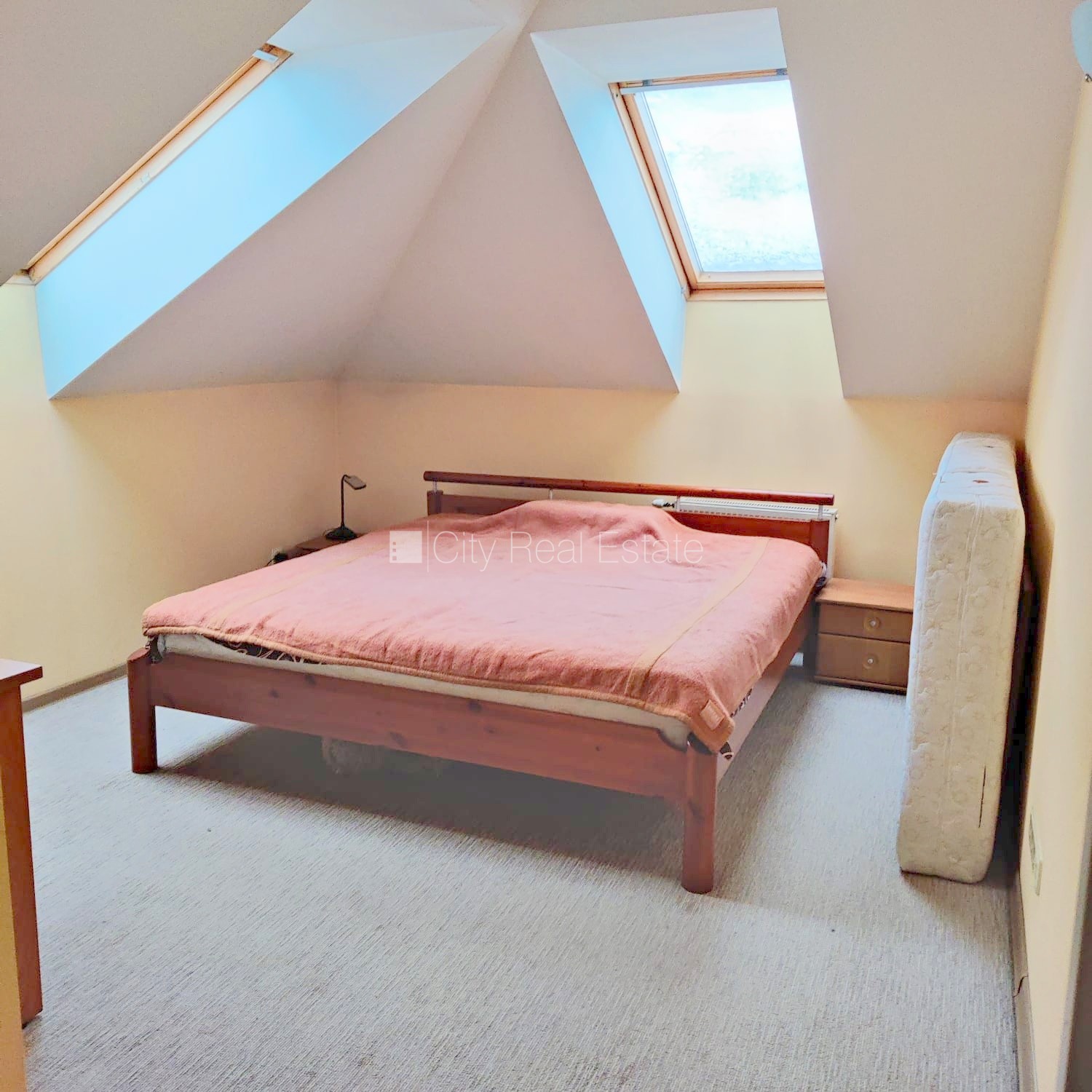 Sludinājumi. Jaunceltne, labiekārtota apzaļumota teritorija, vieta automašīnai, ieeja no ielas, kāpņu telpa pēc Cena: 125000 EUR Foto #13