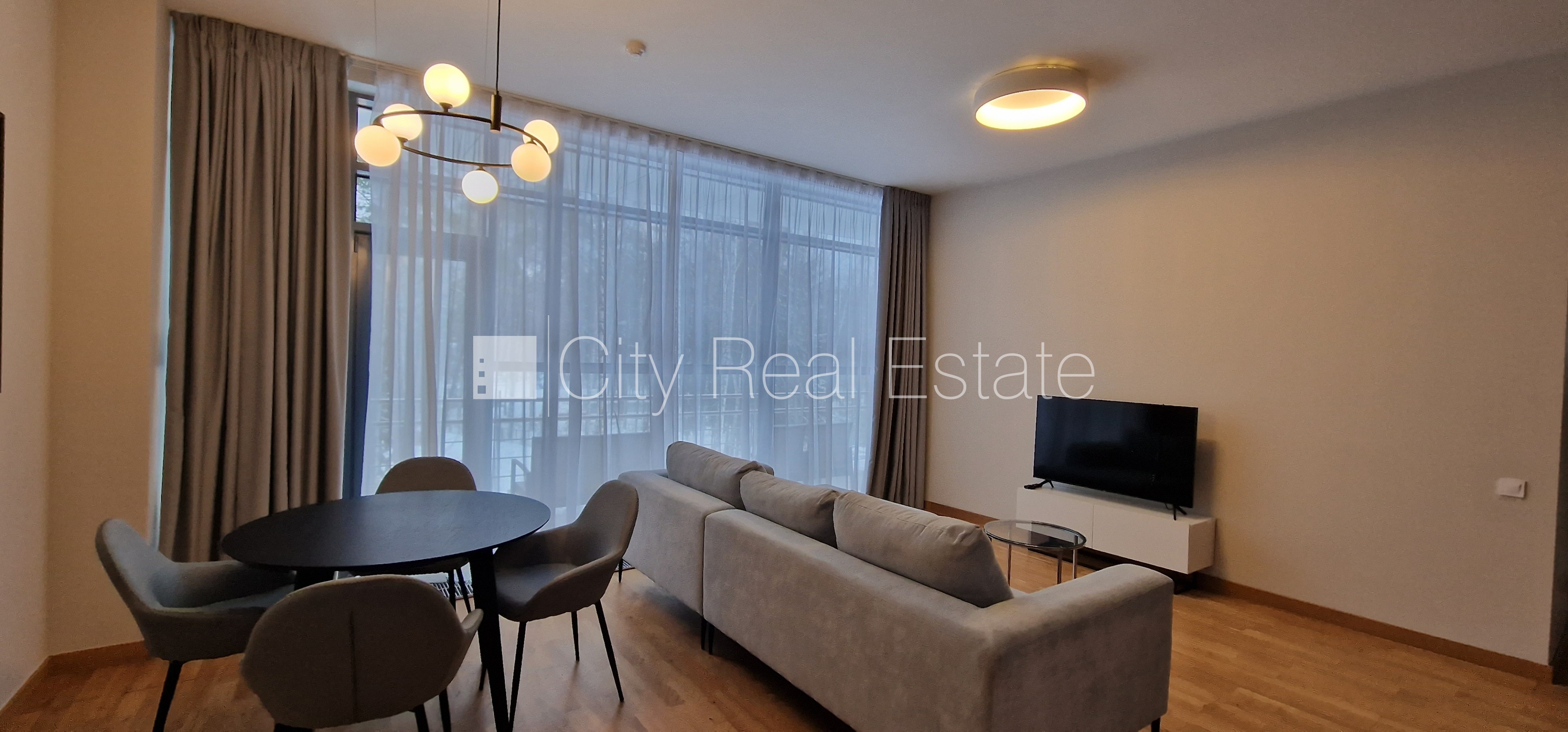 Sludinājumi. Jaunceltne, viena kvadrātmetra apsaimniekošanas maksa mēnesī  1,36 EUR, zaļā teritorija, slēgts Cena: 1600 EUR/mēn Foto #4