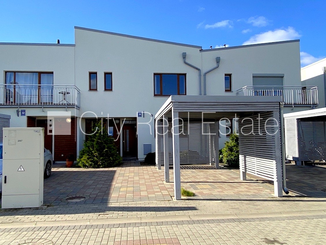 Sludinājumi. Rindu māja, energo efektīva māja, zaļā teritorija, labiekārtota apzaļumota teritorija, slēgts Cena: 270000 EUR Foto #20