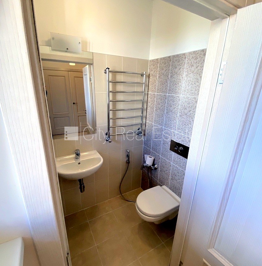 Sludinājumi. Rindu māja, energo efektīva māja, zaļā teritorija, labiekārtota apzaļumota teritorija, slēgts Cena: 270000 EUR Foto #12