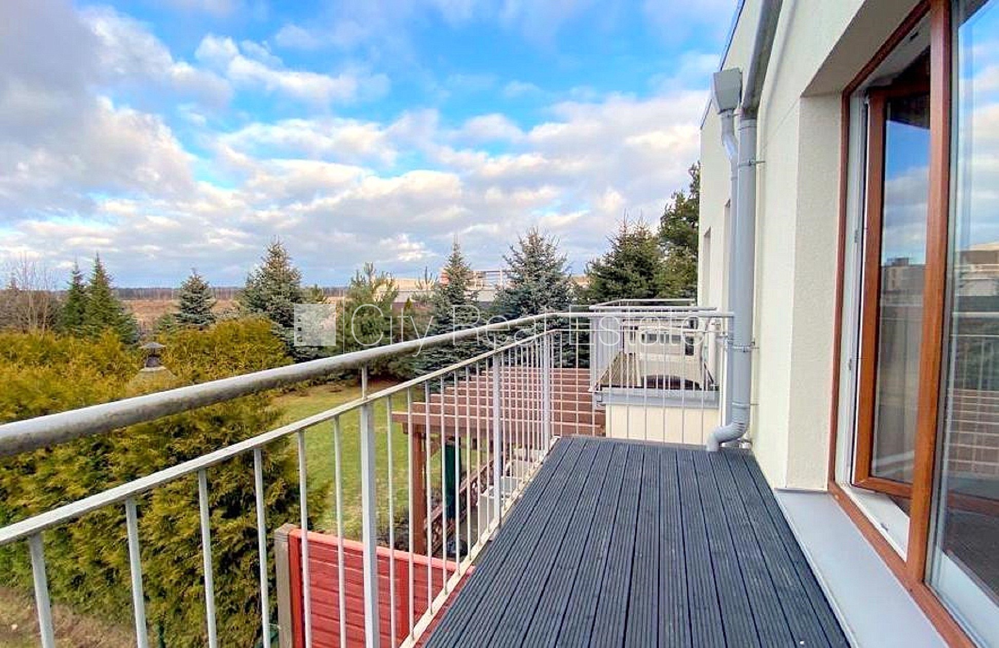 Sludinājumi. Rindu māja, energo efektīva māja, zaļā teritorija, labiekārtota apzaļumota teritorija, slēgts Cena: 270000 EUR Foto #11