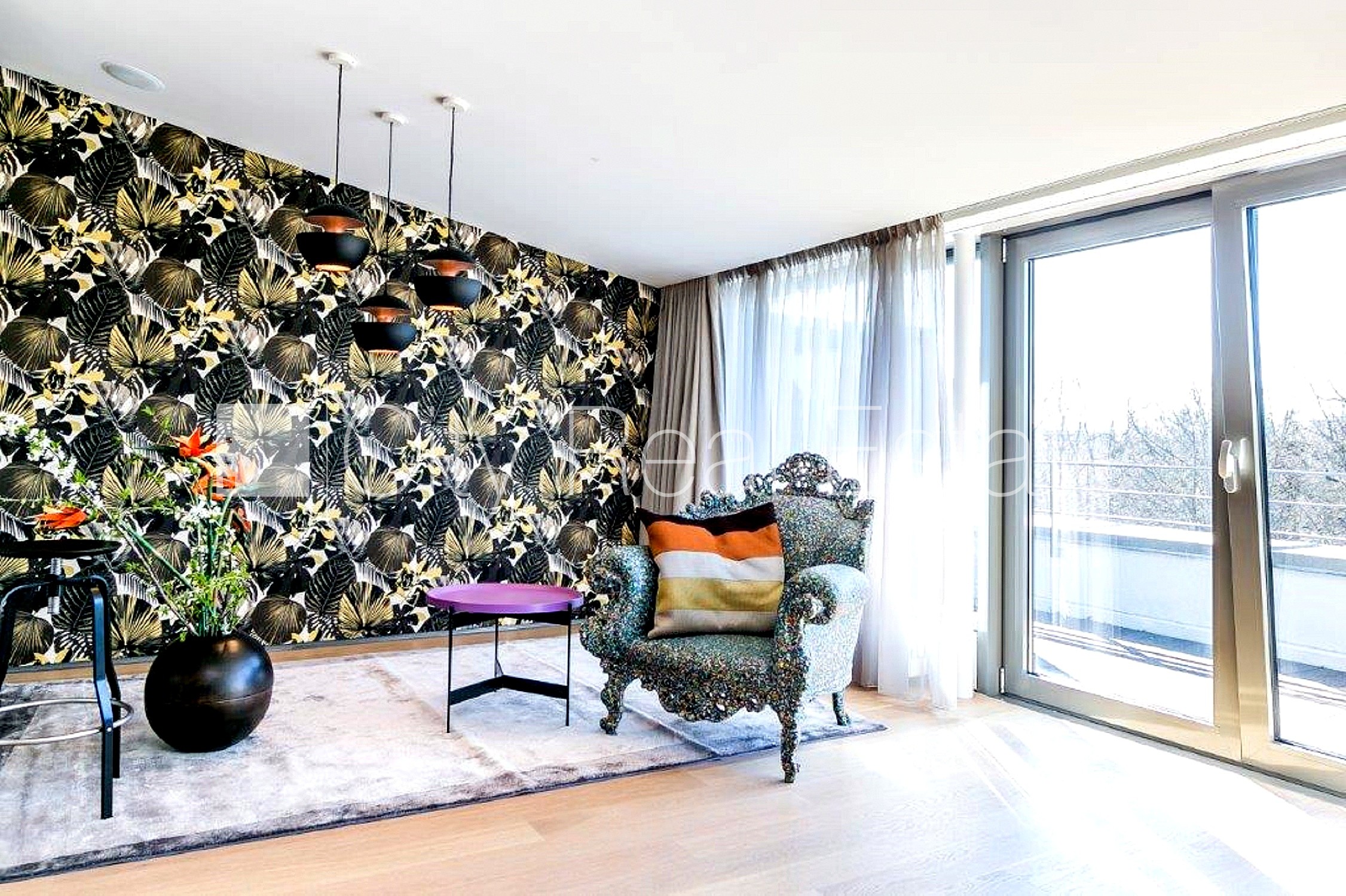 Sludinājumi. Fasādes māja, renovēta māja, labiekārtota apzaļumota teritorija, iespēja nomāt pazemes Cena: 750000 EUR Foto #12