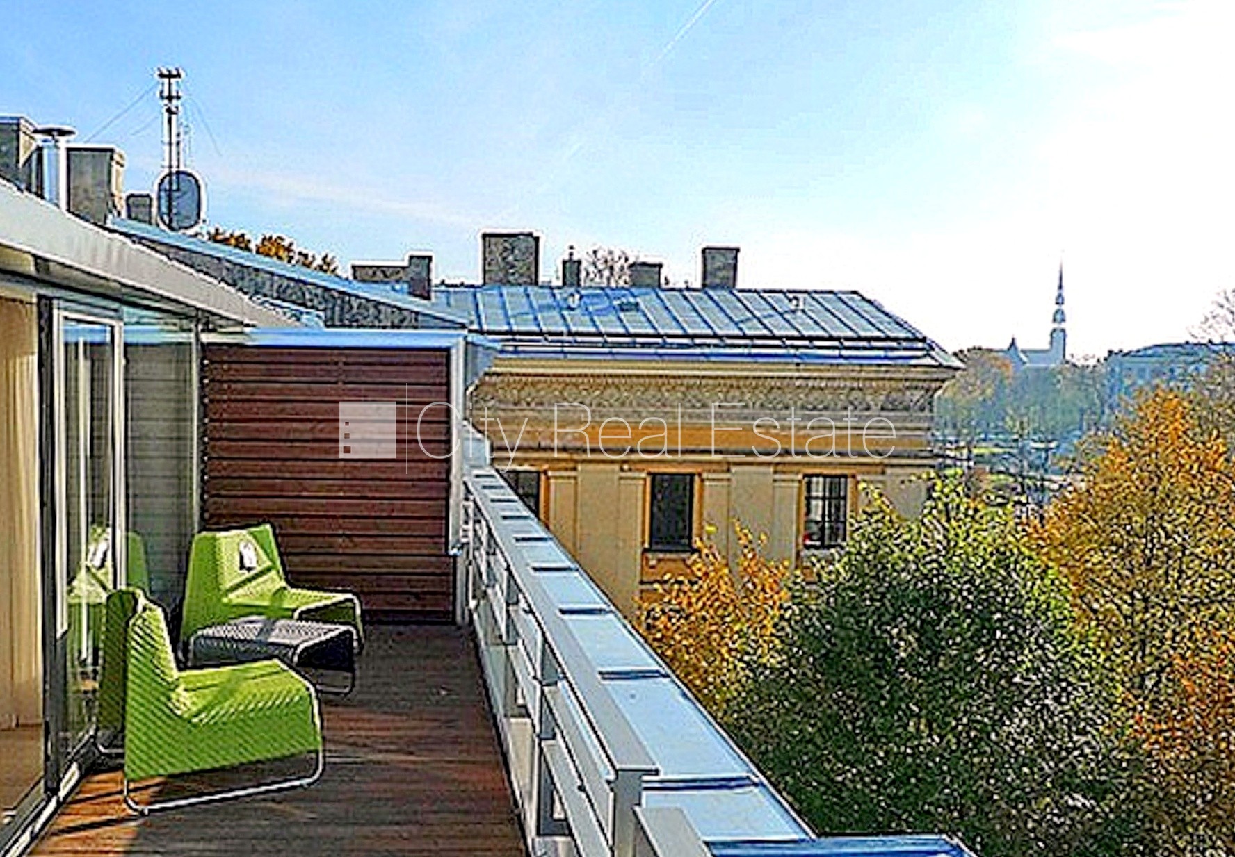 Sludinājumi. Fasādes māja, renovēta māja, labiekārtota apzaļumota teritorija, iespēja nomāt pazemes Cena: 750000 EUR Foto #5