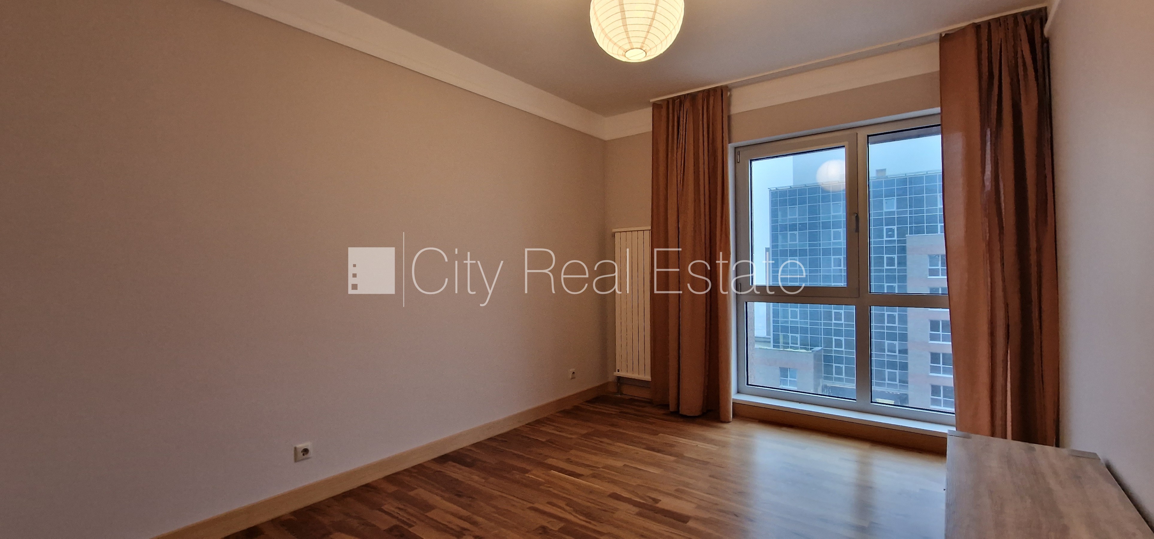 Sludinājumi. Projekts - Panorama Plaza, jaunceltne, vieta vairākām automašīnām, iespēja nomāt autostāvvietu, Cena: 1100 EUR/mēn Foto #14